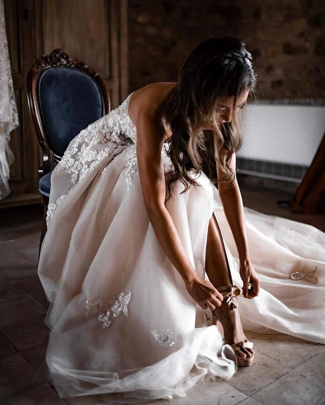 Designer Sweetheart Boho Chic Princess Tulle Lace Wedding Dress - Image 4