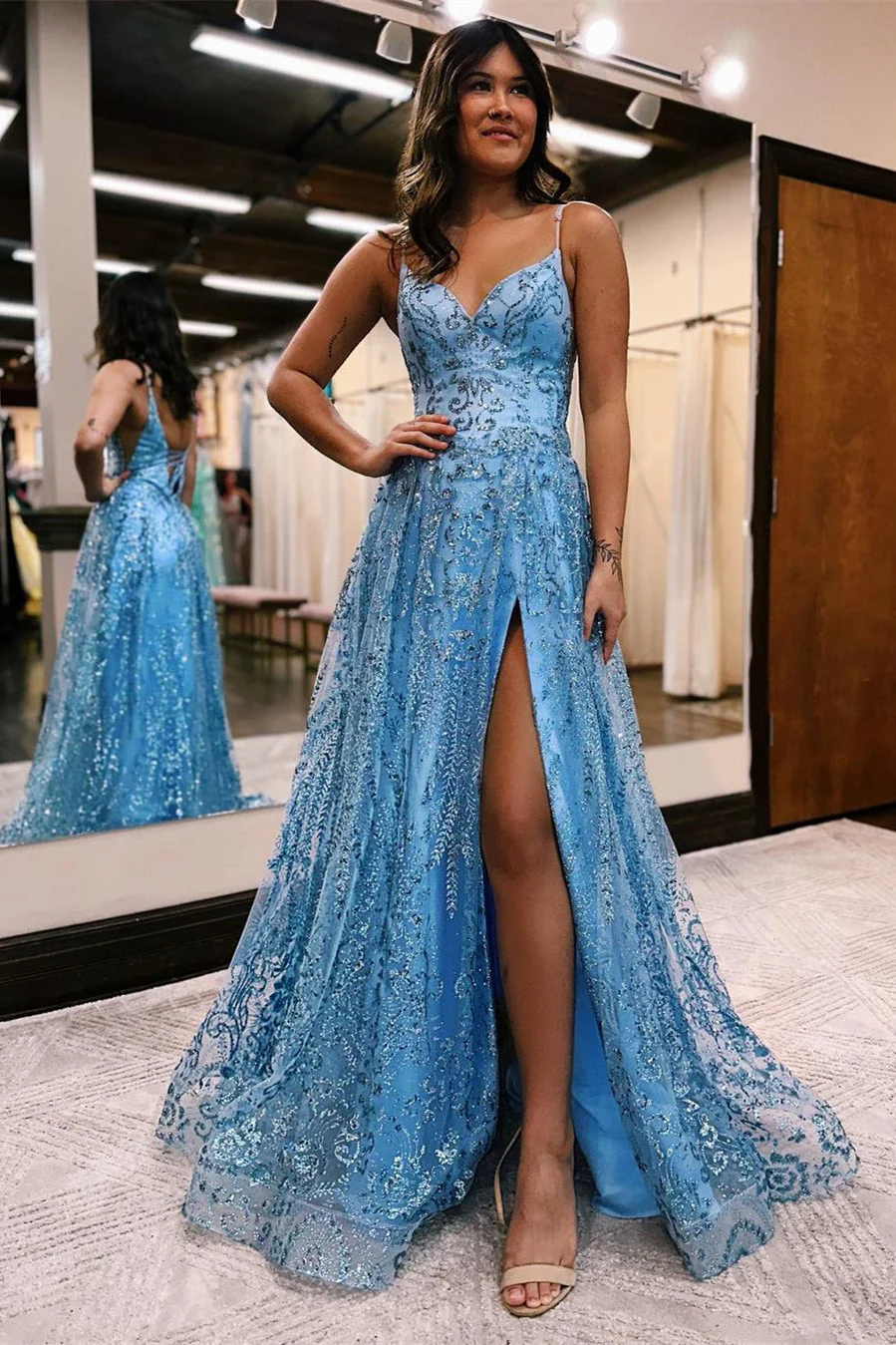 Elegant Long A-line Spaghetti Straps Lace Sleeveless Evening Prom Dresses With Slit - Image 4
