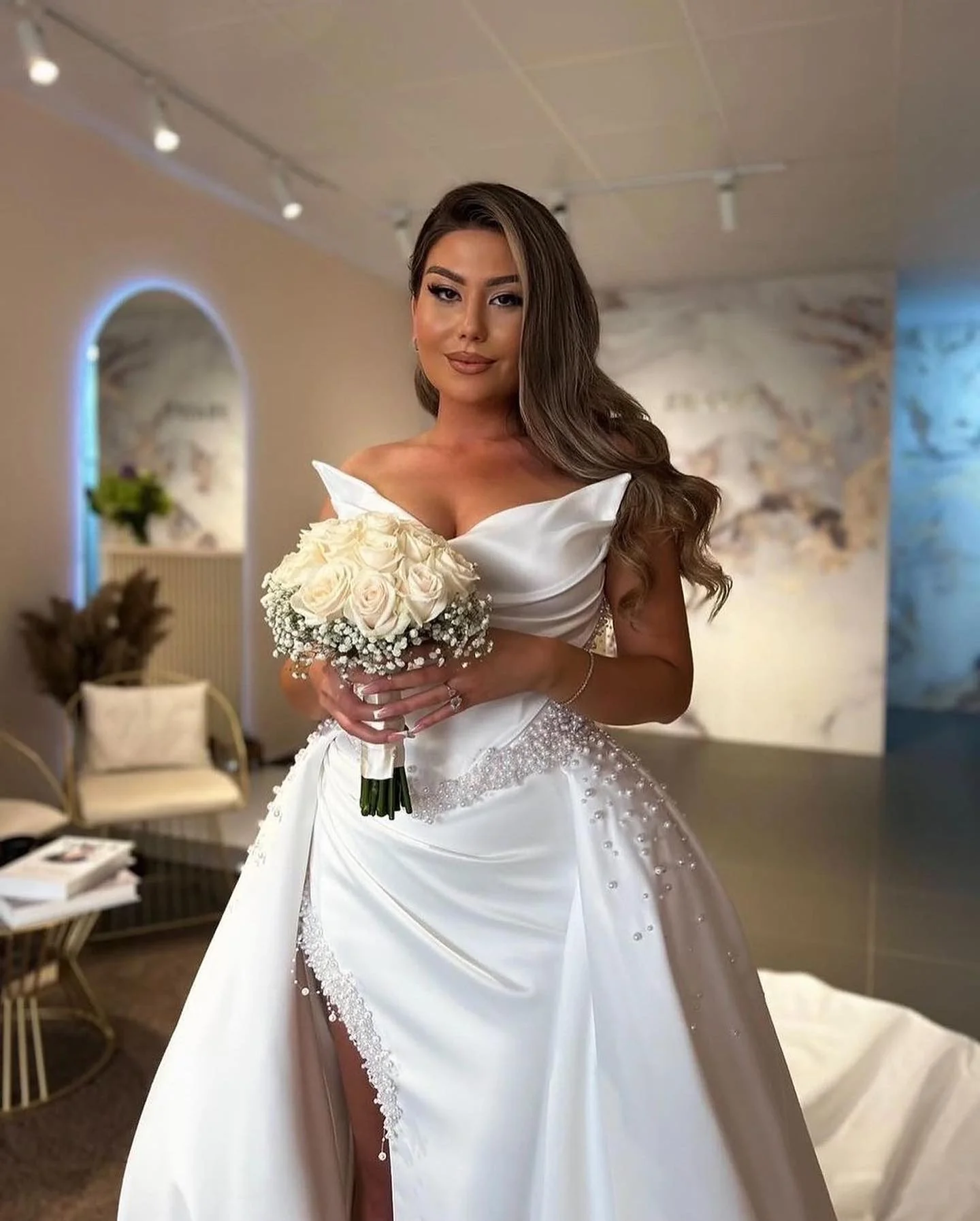 Modern Long White Wedding Dress Hight Split Sleeveless V-neck Satin Bridal Gowns - Image 3