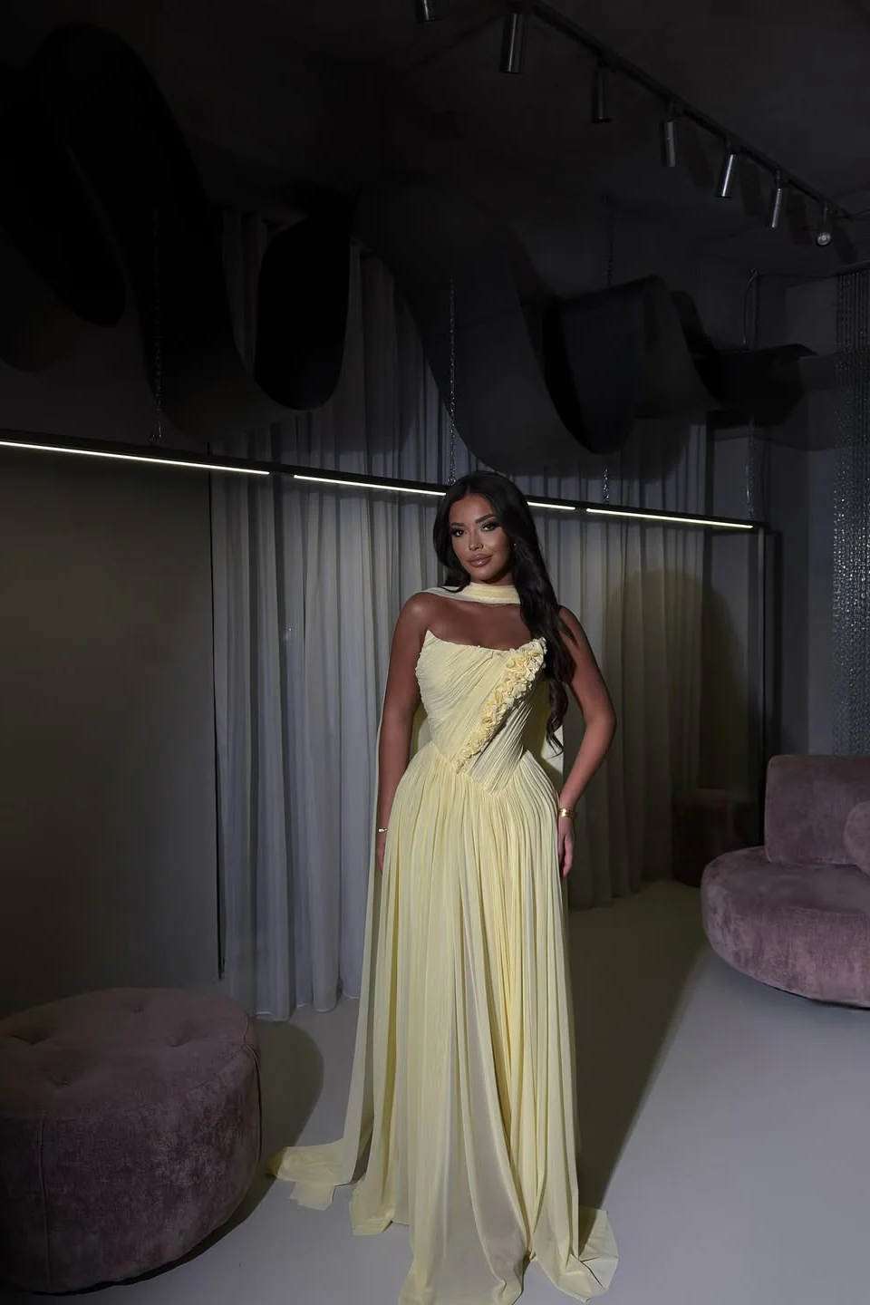 Dreamy Daffodil Strapless Sleeveless Chiffon Prom Dresses A-Line Long With Pleats - Image 4