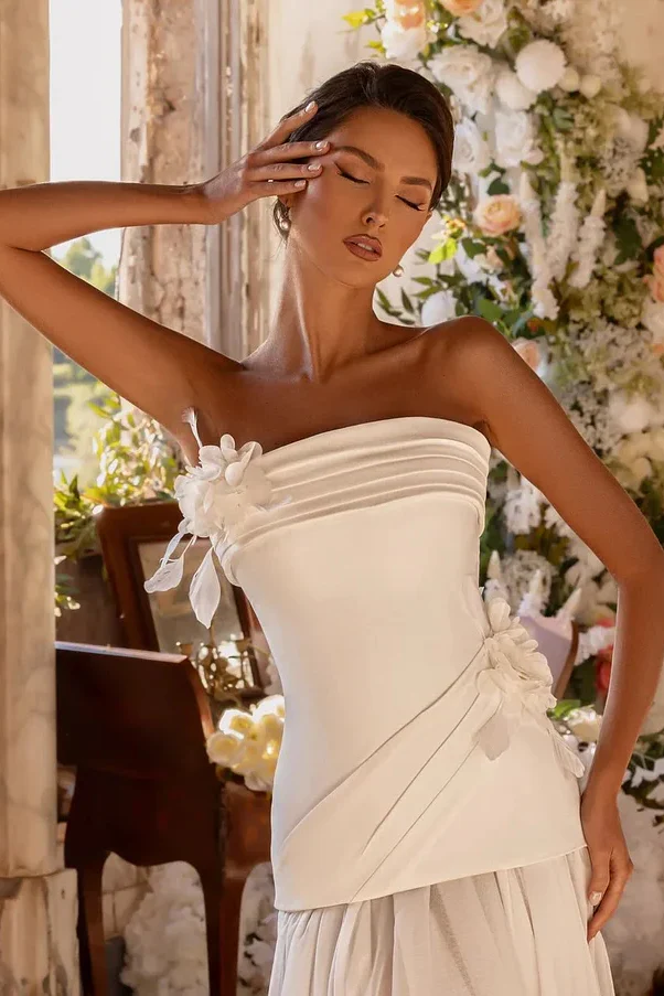 Dreamy White Strapless Sleeveless Chiffon Prom Dress A-Line Lace-Up Back With Flower - Image 3