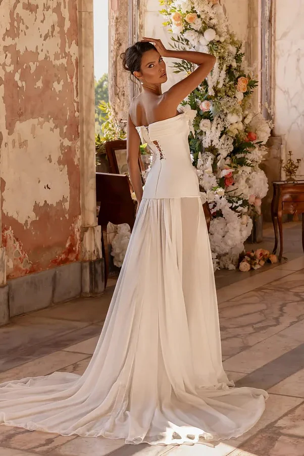 Dreamy White Strapless Sleeveless Chiffon Prom Dress A-Line Lace-Up Back With Flower - Image 4