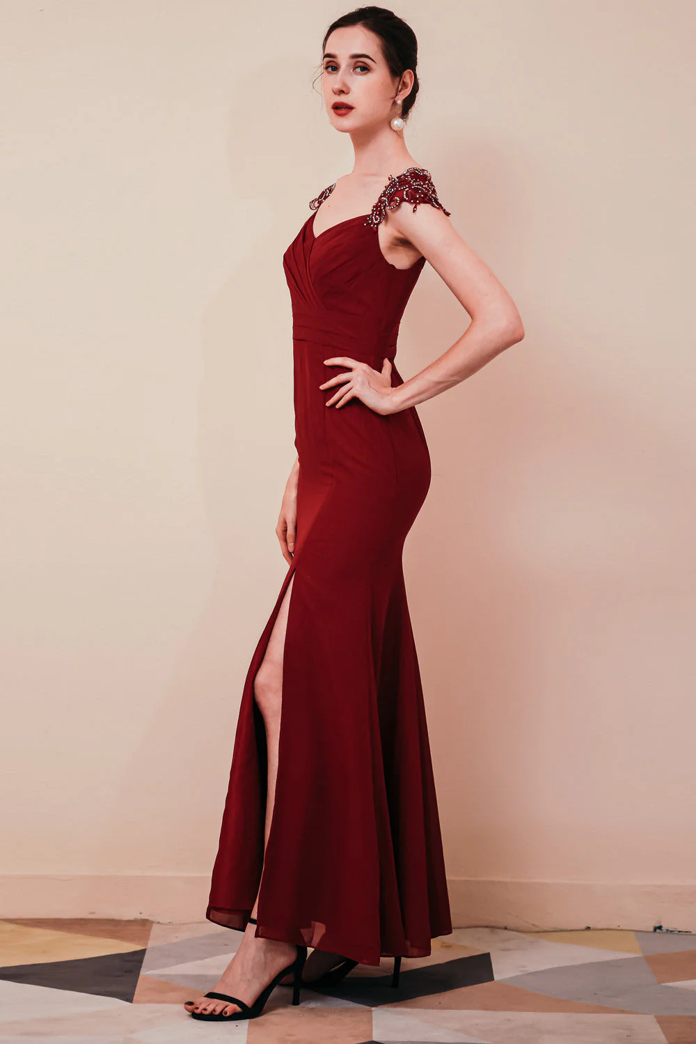Burgundy Beaded Cap sleeves Chiffon Column Evening Dress - Image 5