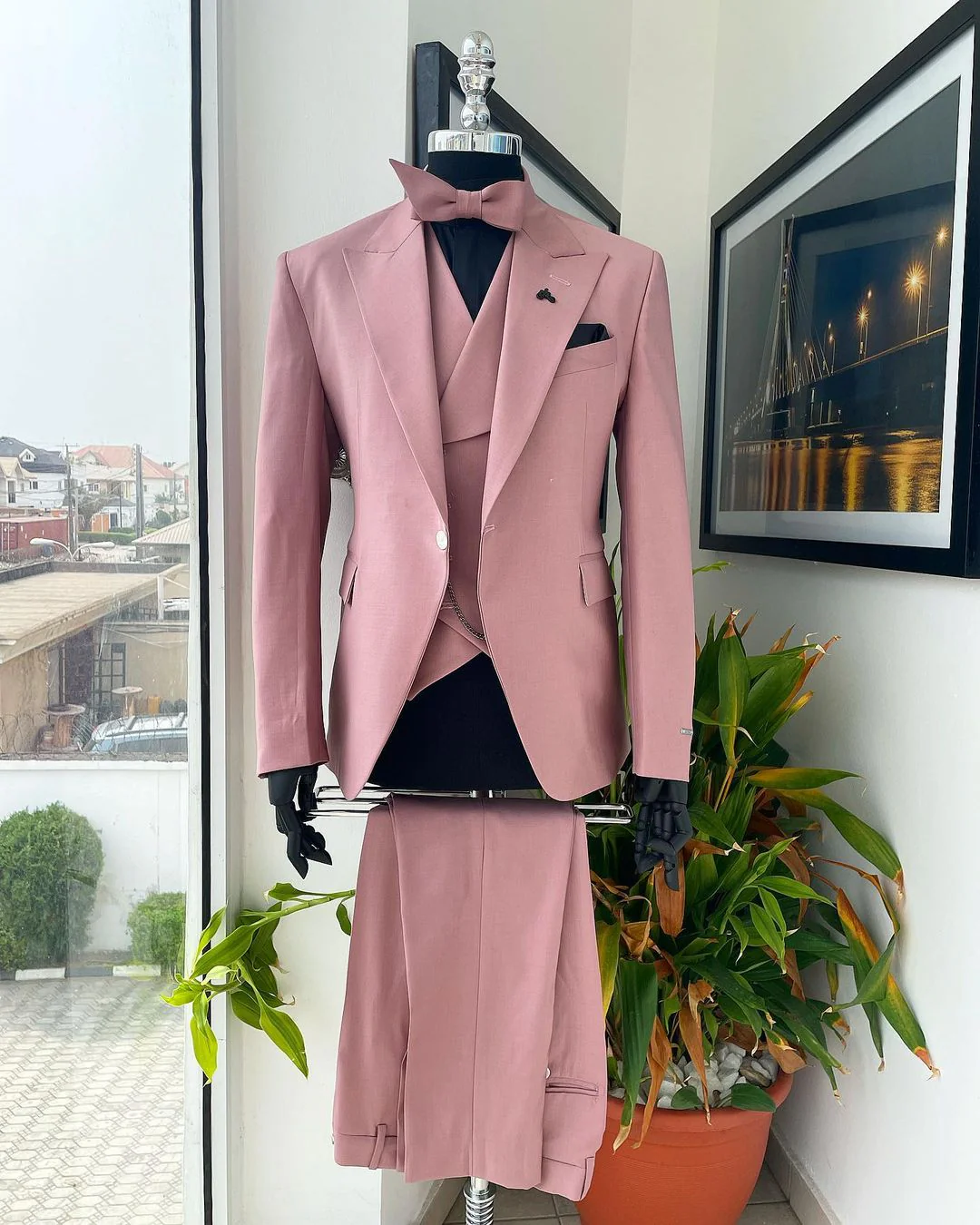Dusty Pink Peaked Lapel 3-Piece Prom Suit - Image 2