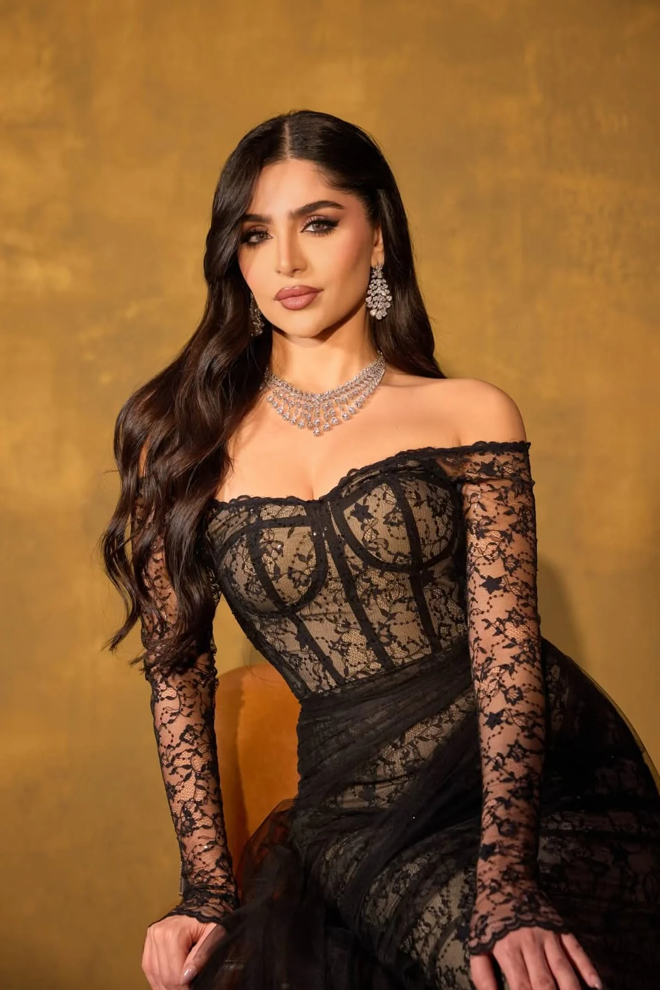 Elegant Black Off-The-Shoulder Long Sleeves Lace Tulle Prom Dresses Column With Zipper - Image 4