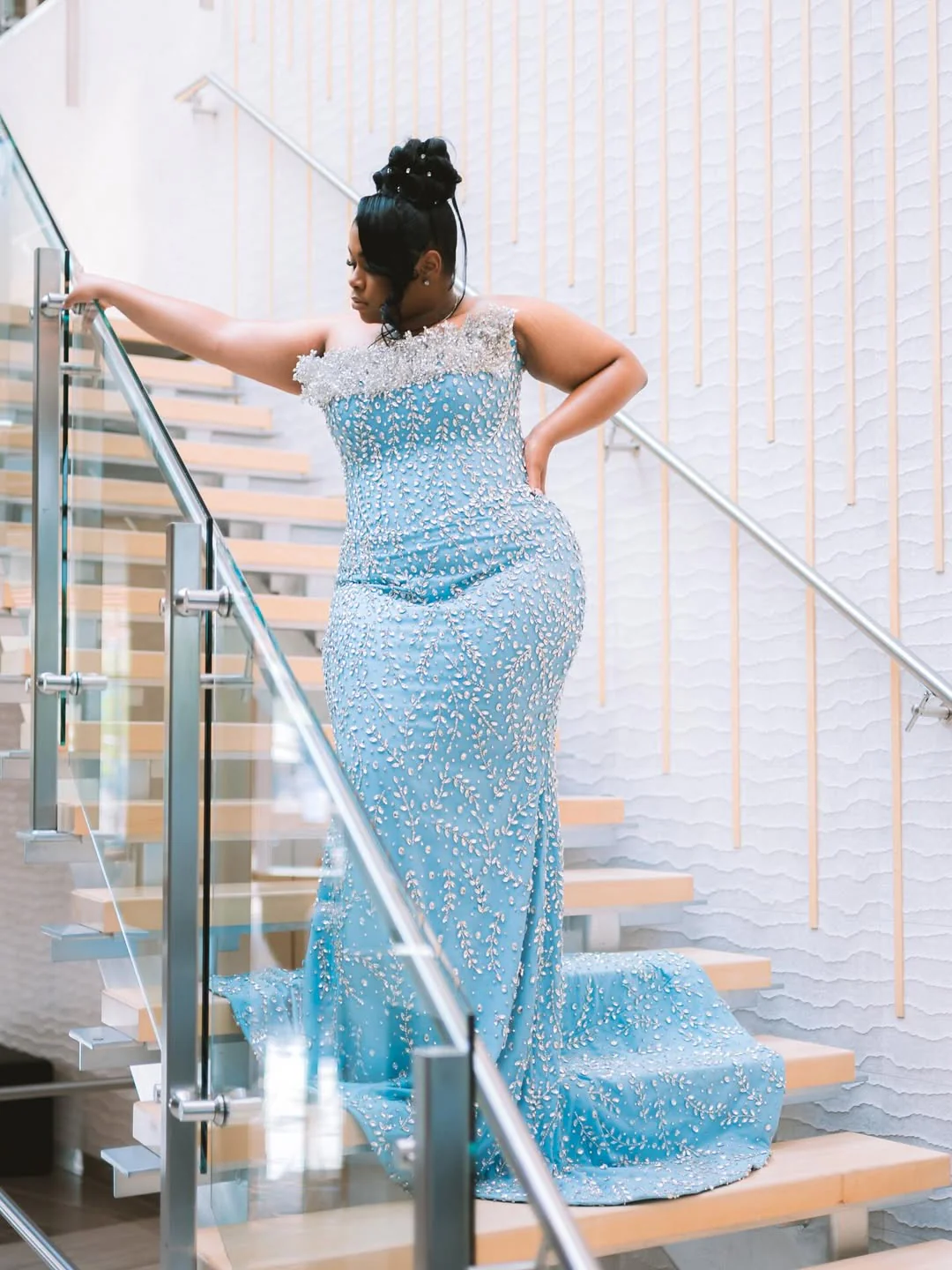 Elegant Blue Strapless Sleeveless Mermaid Prom Dresses Sheath Long With Gem - Image 2