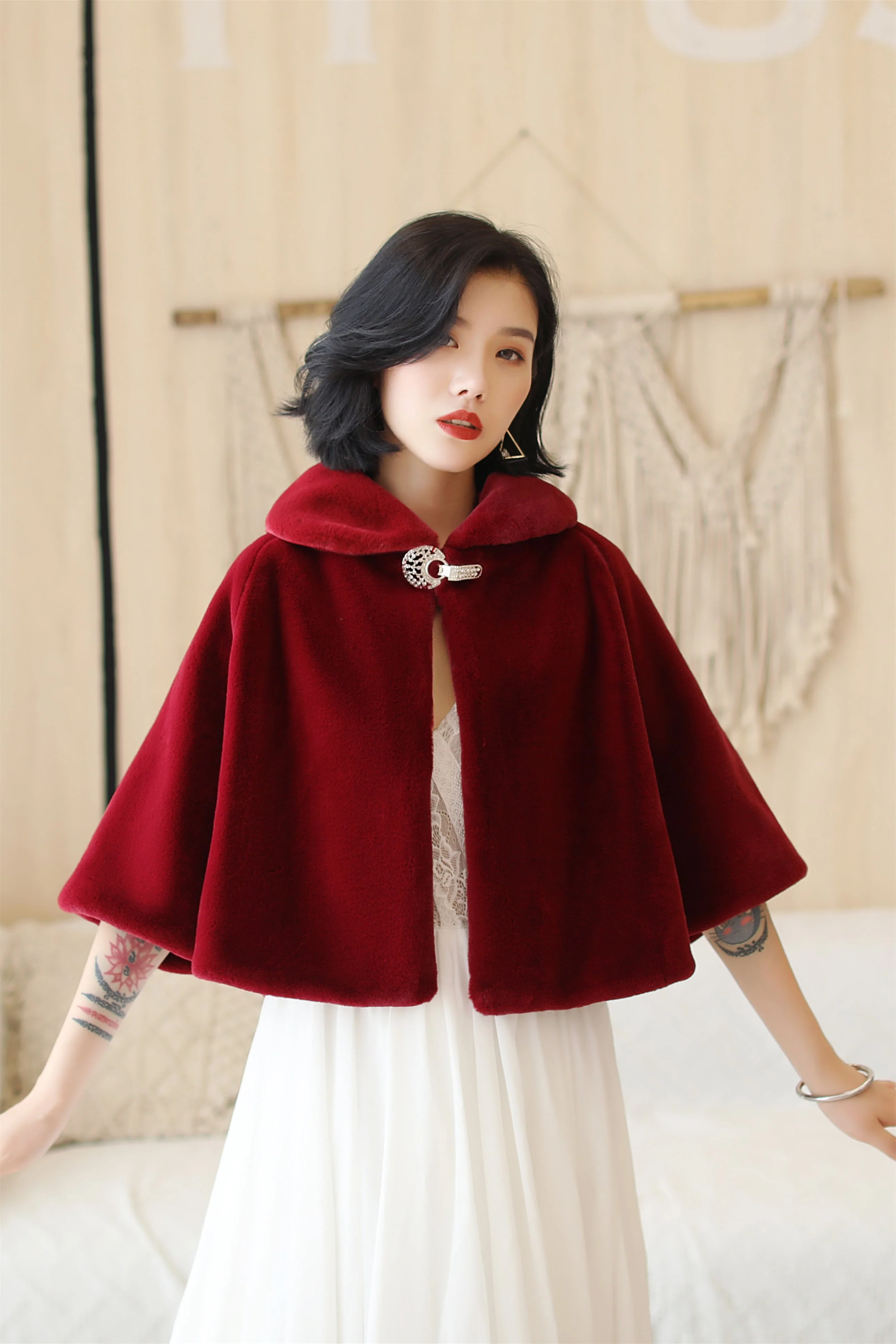Elegant Burgundy Korean-Style Mink Cashmere Outerwear Winter Wedding Warmth Coat - Image 7