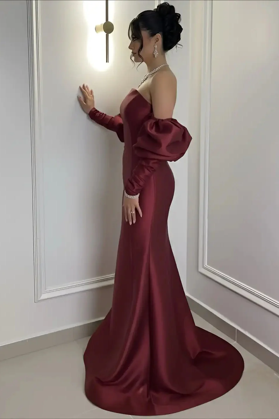 Elegant Burgundy Strapless Satin Mermaid Prom Dress Column Detachable Sleeves With Zipper - Image 4