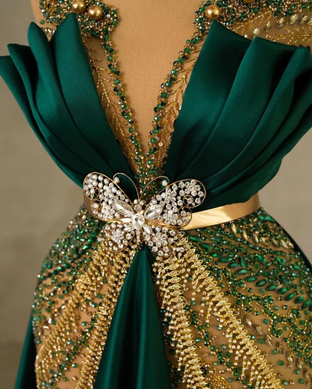 Elegant Dark Green V-neck Luxury Beaded Mermaid Court Train Prom Dresses - Image 3