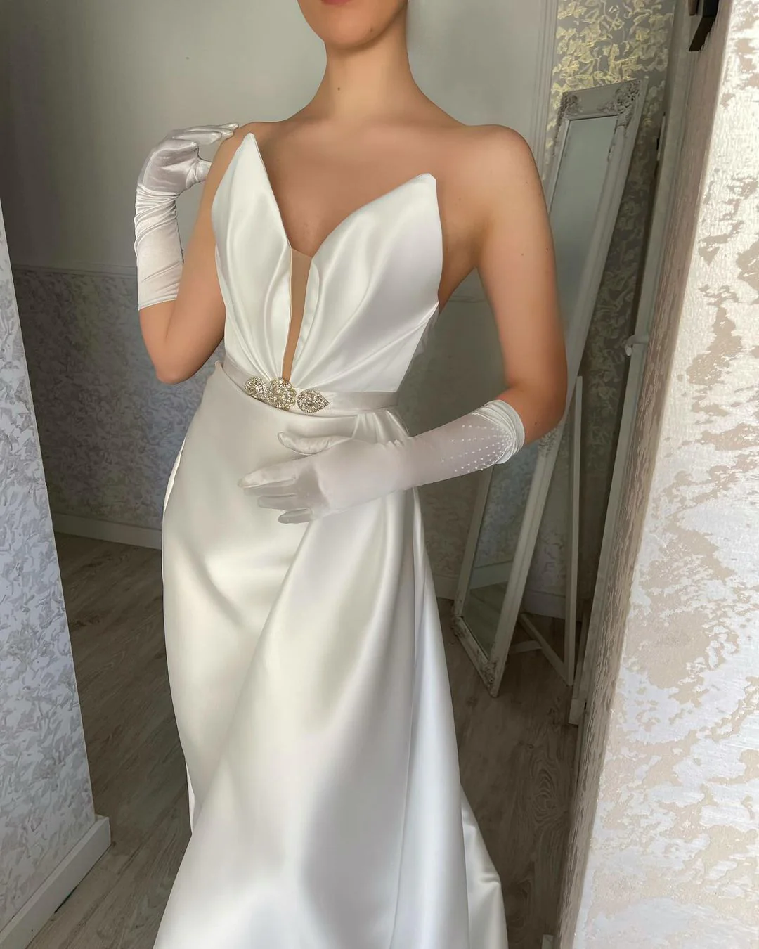 Charming V-neck Sleeveless Prom Dresses - Image 4