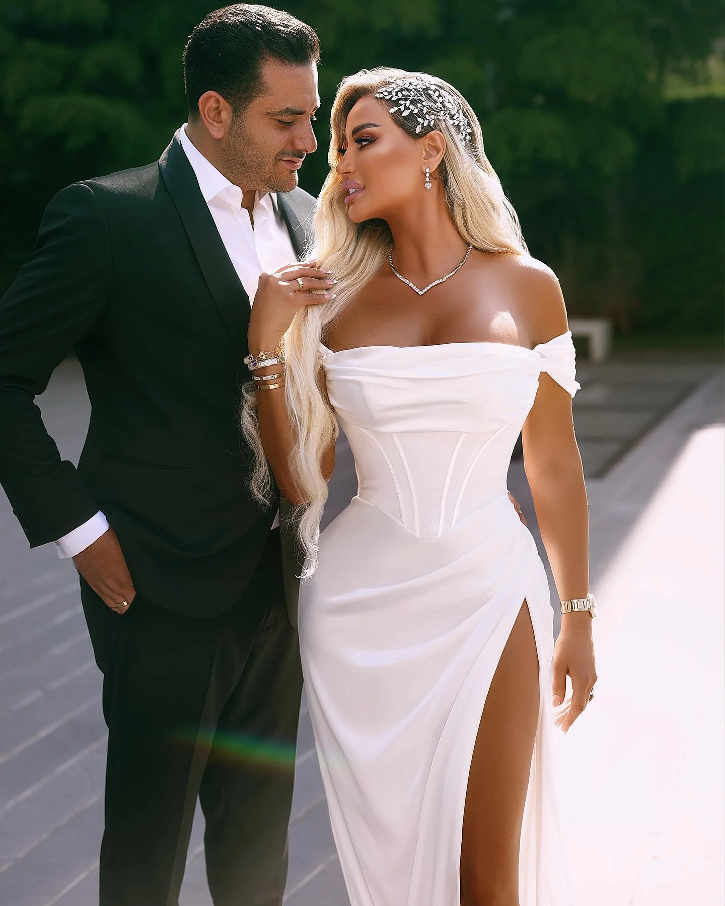 Charming Long Off-the-Shoulder Wedding Dress Slit Online - Image 6