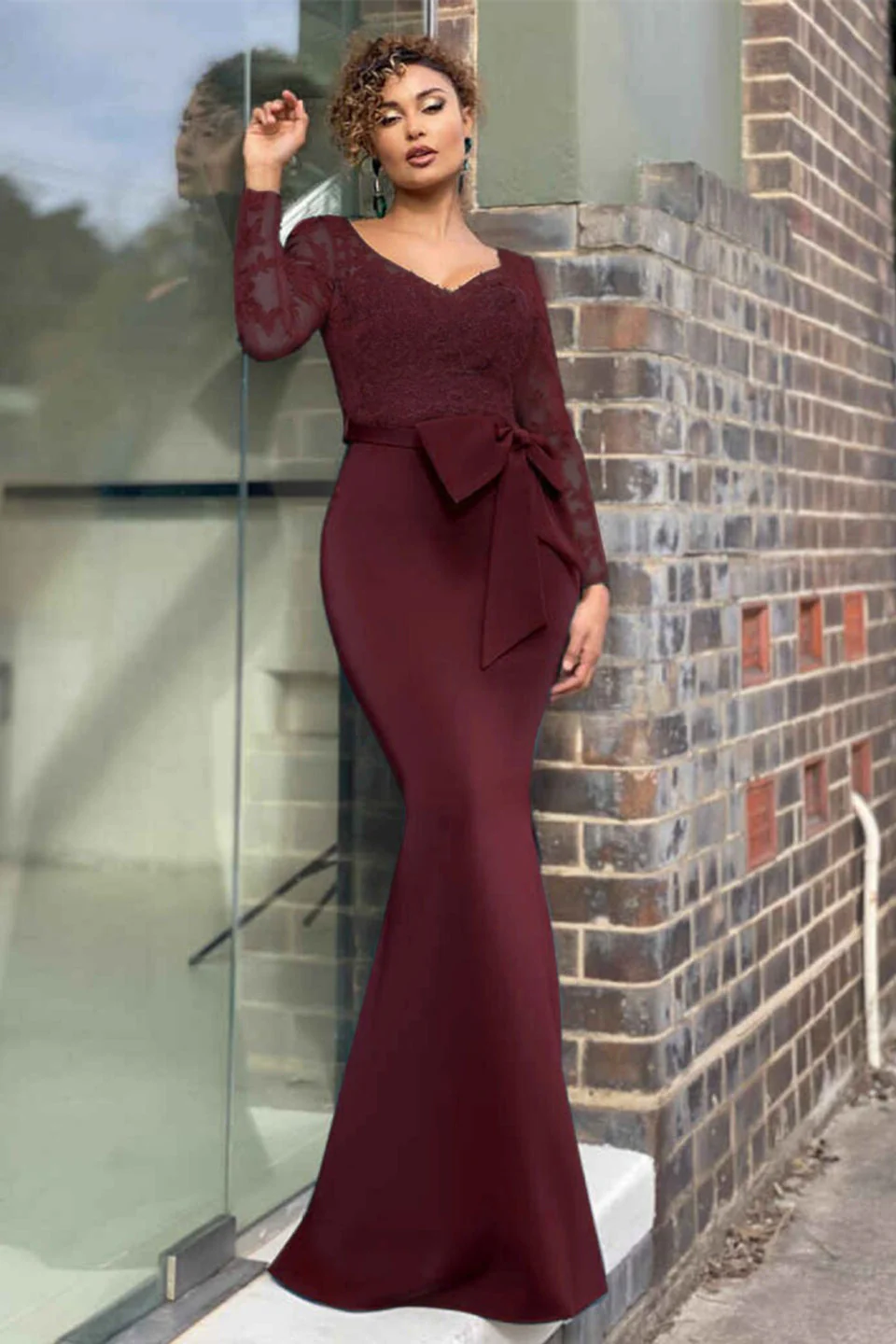 Elegant Long Sleeve Lace Evening Dress Mermaid V-Neck Online - Image 2