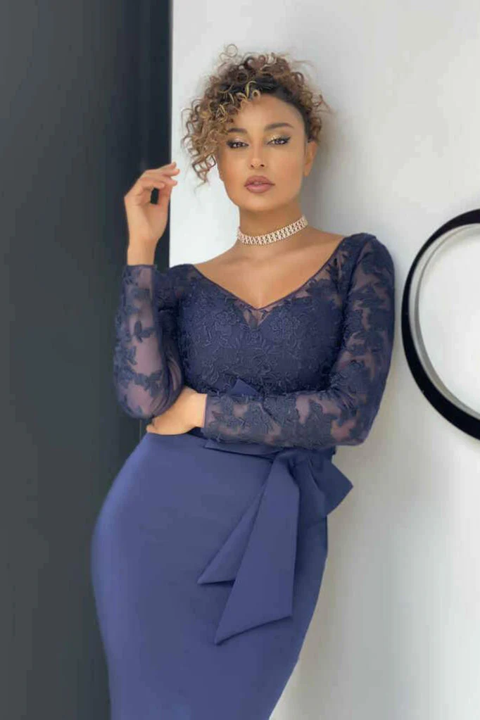 Elegant Long Sleeve Lace Evening Dress Mermaid V-Neck Online - Image 3