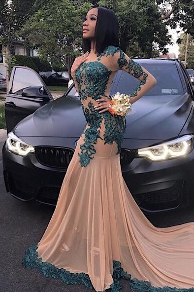 Elegant Long Sleeves Full Length Mermaid Prom Gown for Women with Train - Image 3