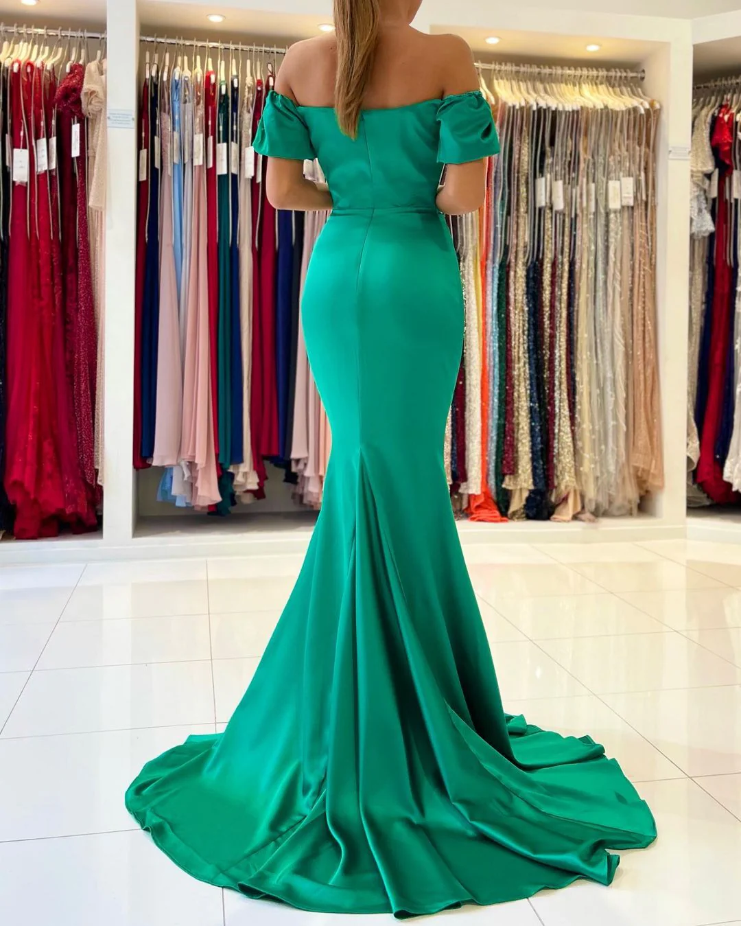 Elegant Off-the-Shoulder Green Mermaid Evening Dress Long On Sale - Image 3