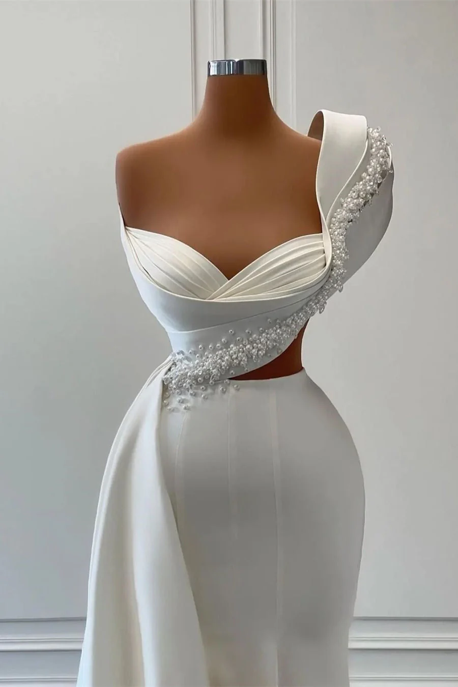 Glorious One Shoulder Sleeveless Sweetheart A-line Bridal Dress With Beads - Image 2