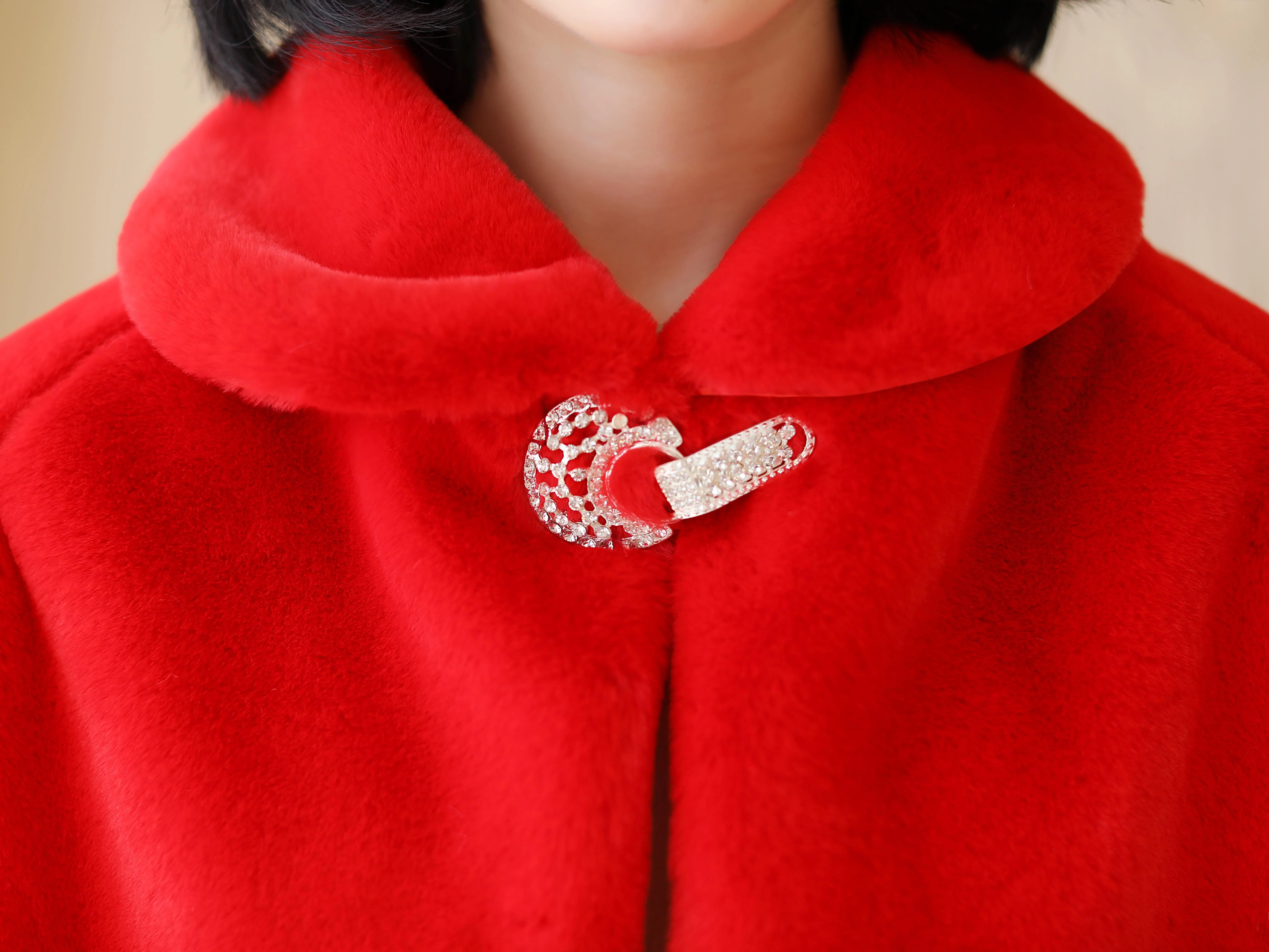 Elegant Red Korean-Style Mink Cashmere Outerwear Winter Wedding Warmth Coat - Image 6