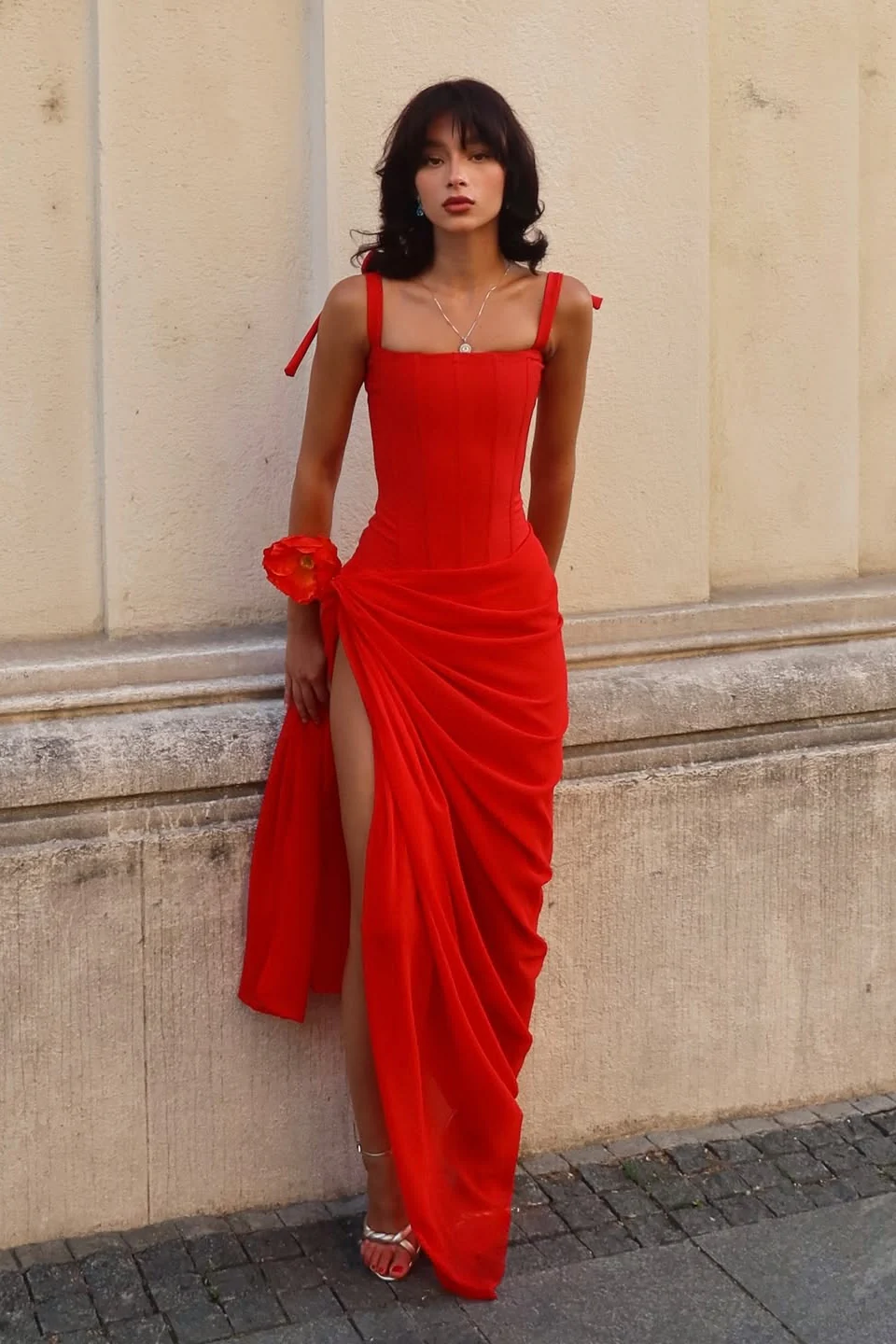 Elegant Red Square Straps Chiffon Prom Dresses Sleeveless Pleats With High Slit - Image 4