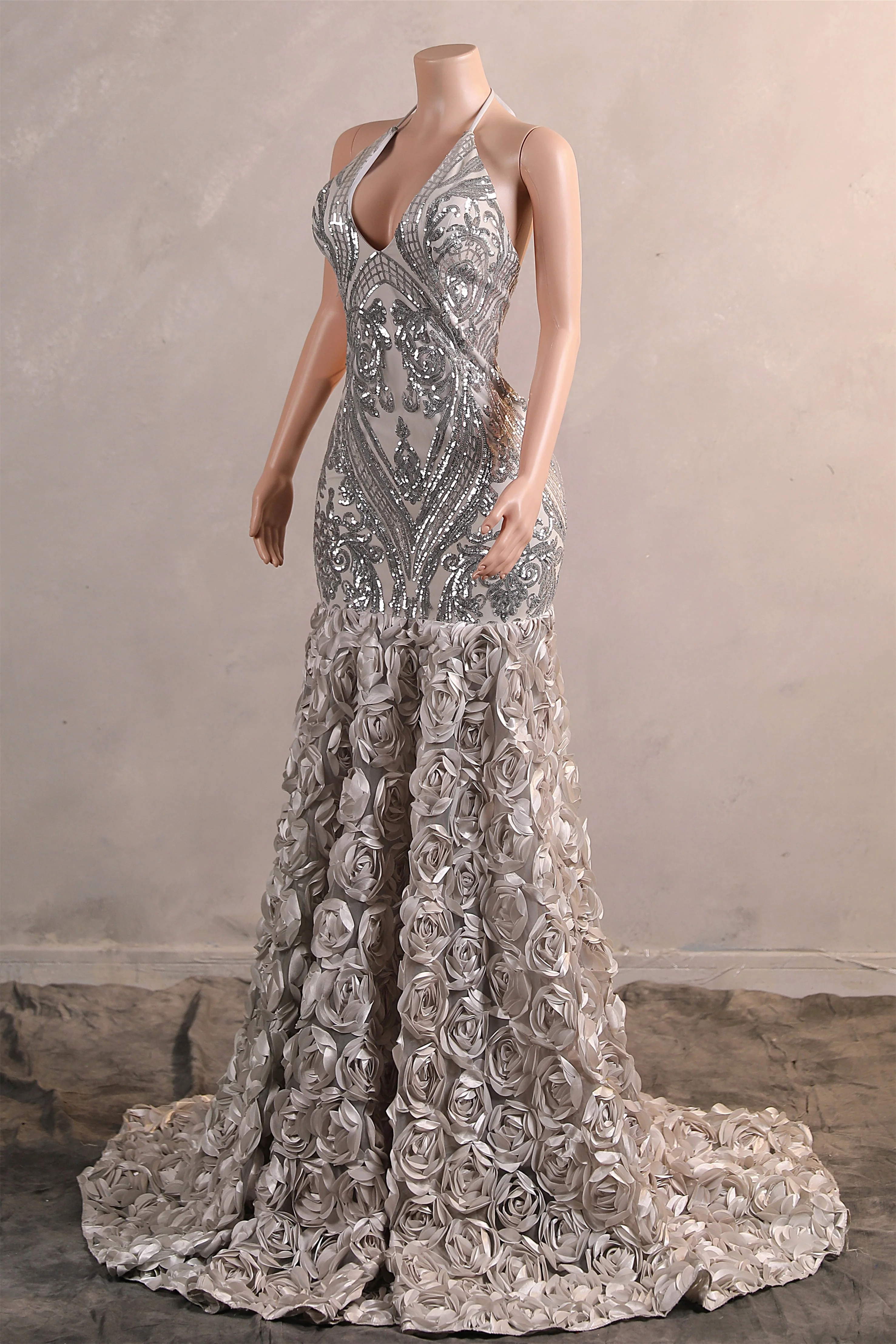 Elegant Silver Sequin Flowers Mermaid Floor Length Prom Dresses - Image 5