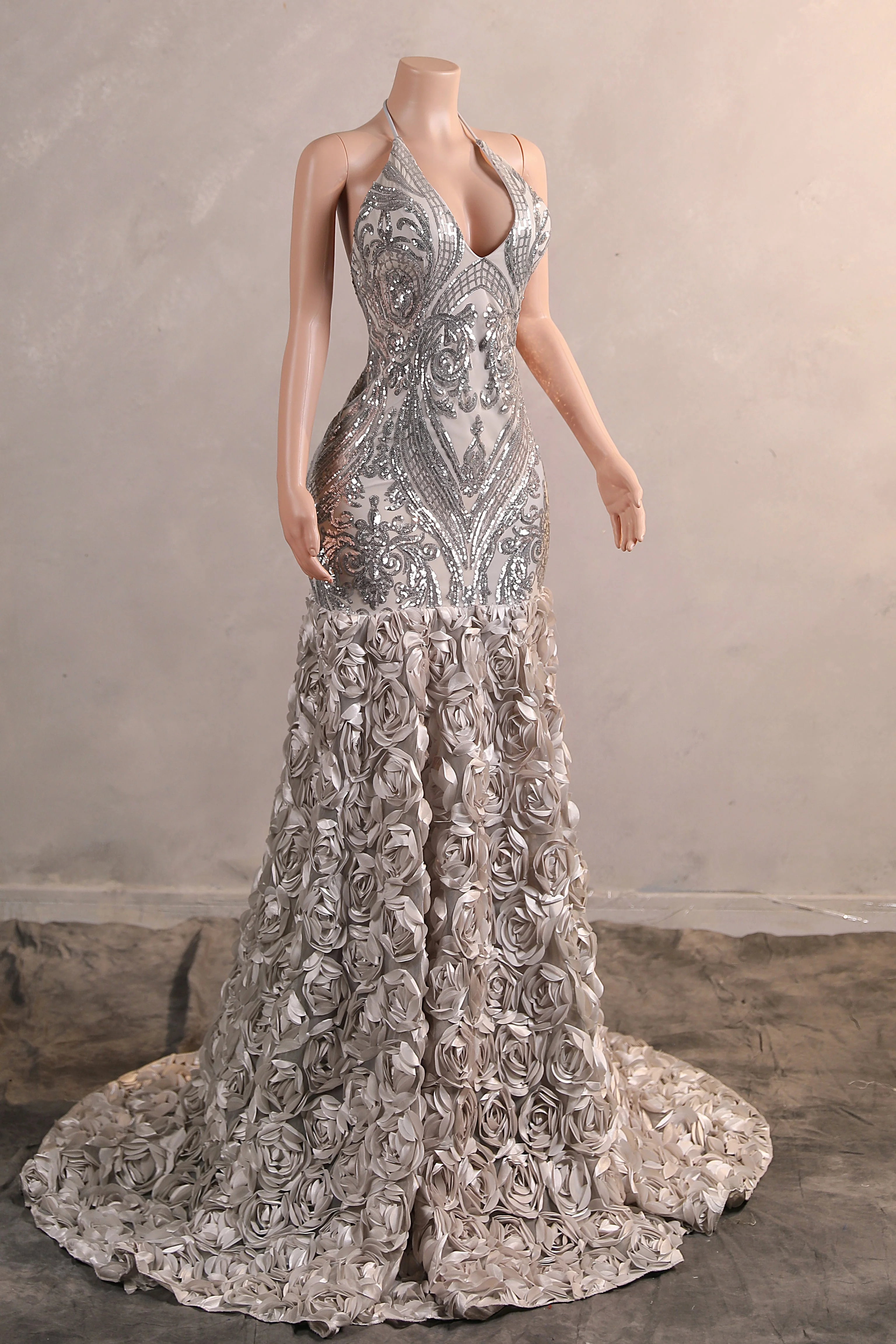 Elegant Silver Sequin Flowers Mermaid Floor Length Prom Dresses - Image 6