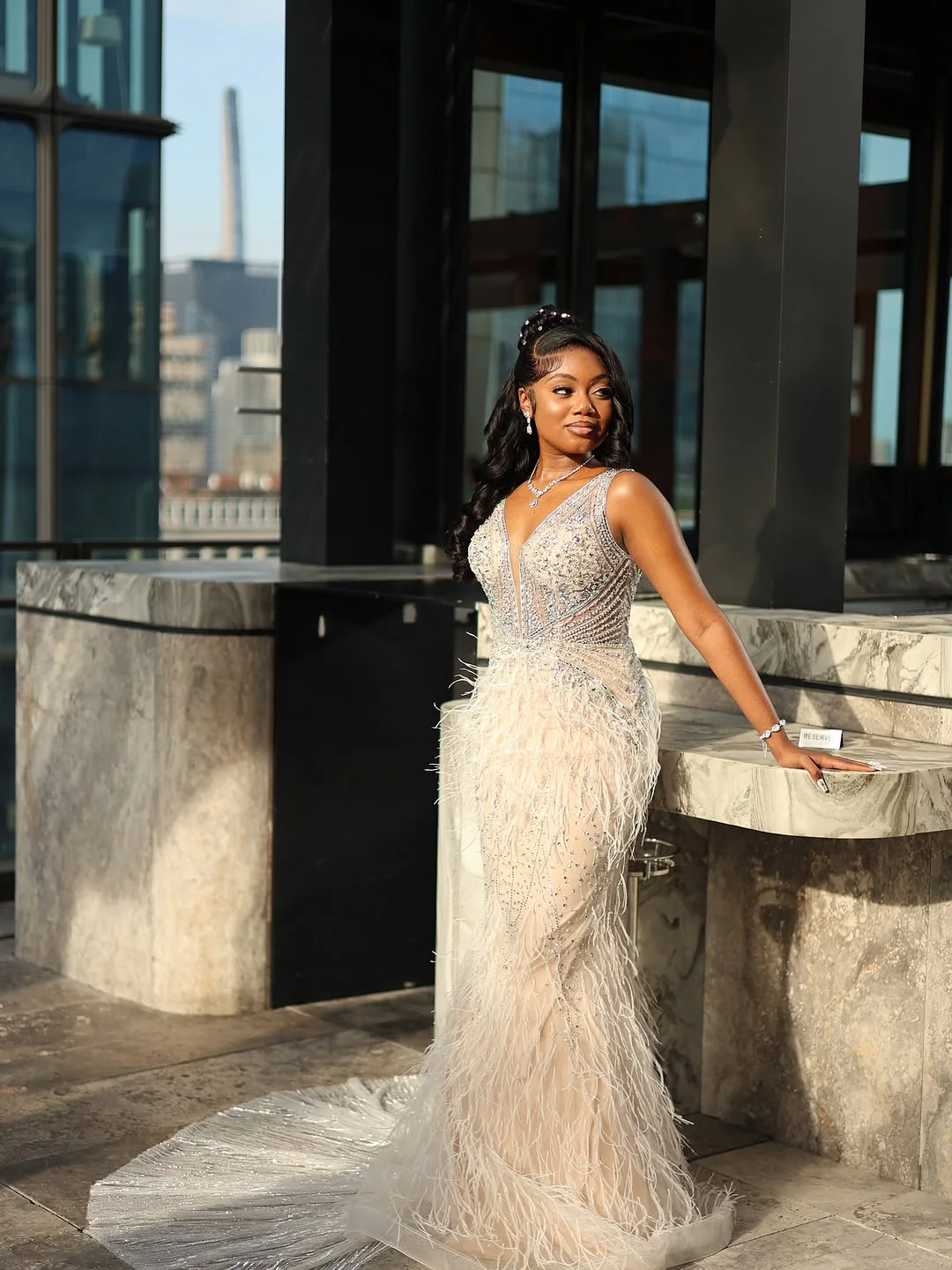 Elegant Straps V-Neck Sleeveless Mermaid Prom Dresses Beads With Feather - Image 3