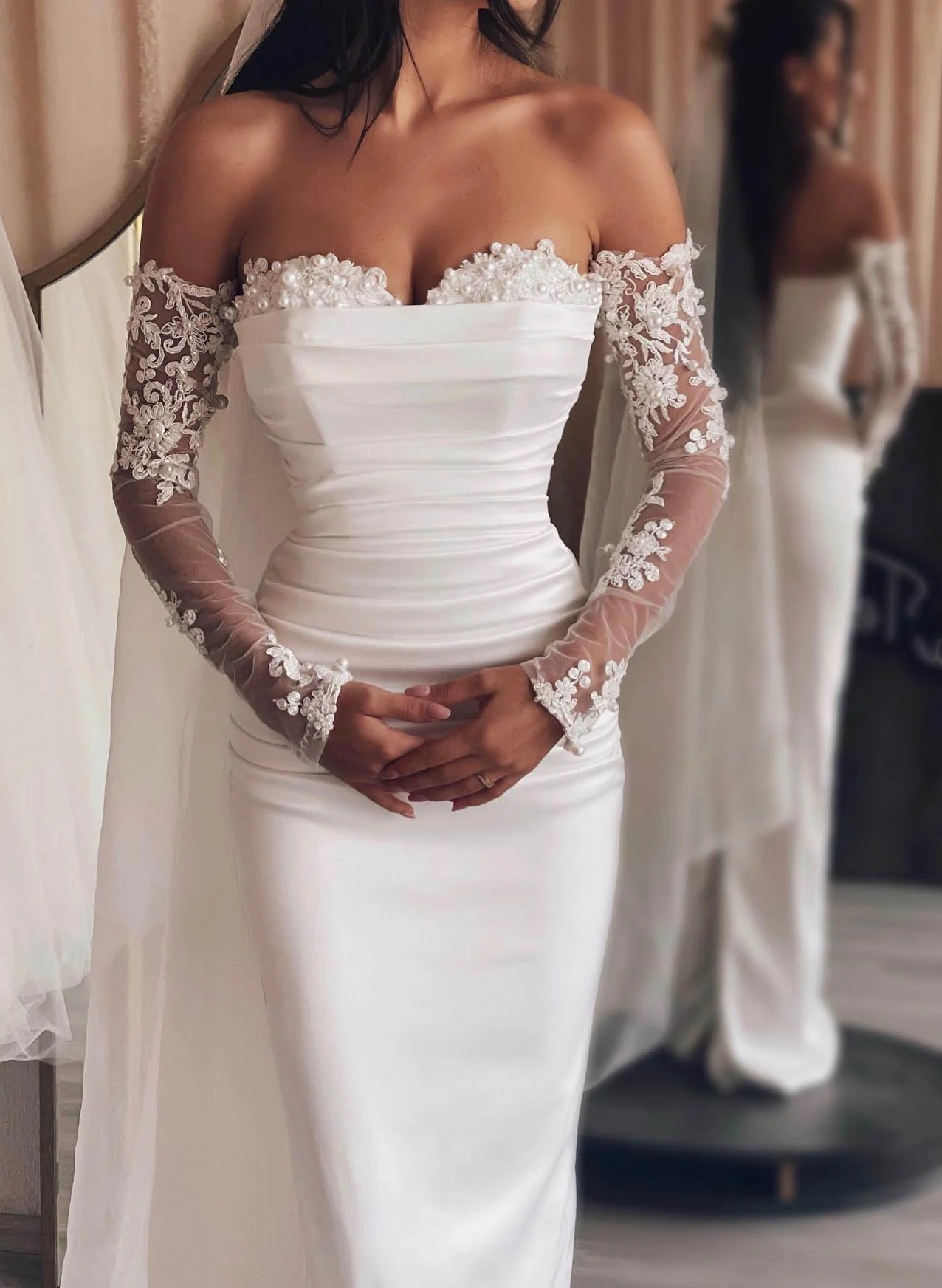 Elegant Sweetheart Detachable Train Lace Sleeves Wedding Dresses - Image 2
