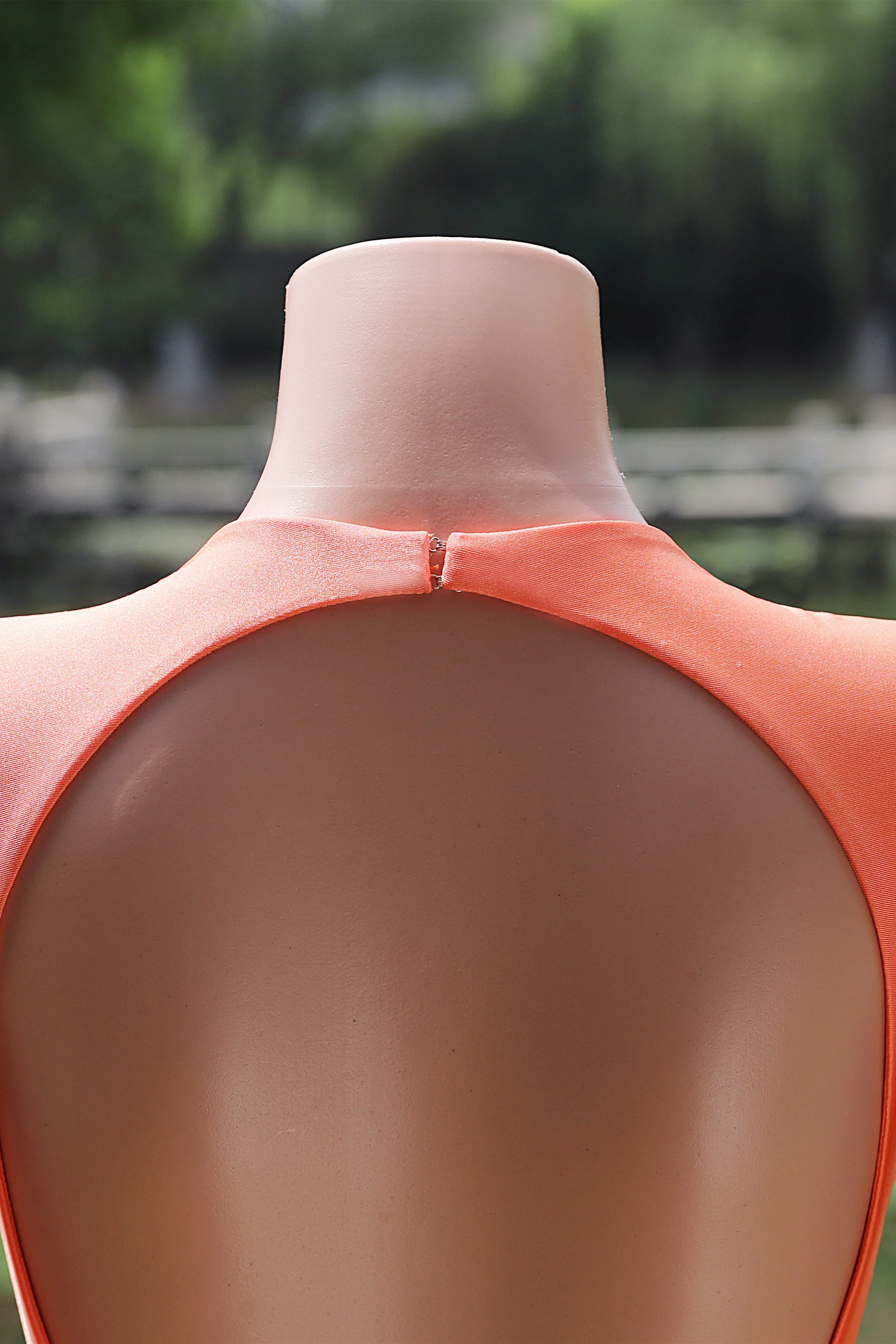 Elegant V-neck Orange Open Back Mermaid Floor Length Prom Dresses - Image 8