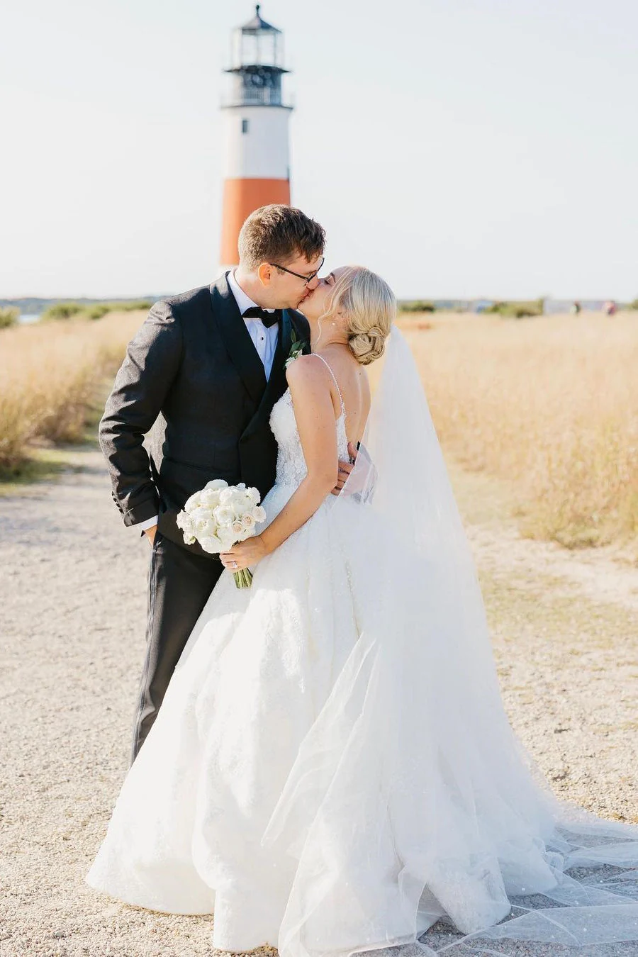 Gorgeous White Backless Wedding Dresses Lace Appliques V-Neck - Image 2