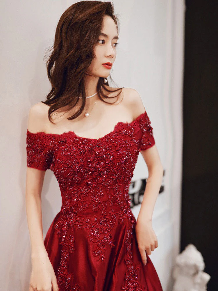 Glamorous Evening Dress A-Line Bateau Neck Floor-Length Short Sleeves Lace-up Beaded Matte Satin evening dress - Image 4