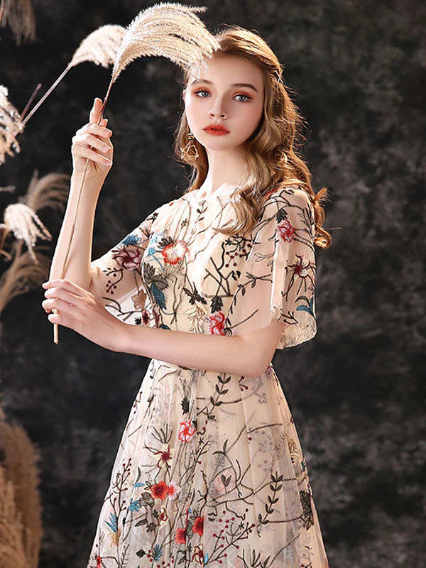 Stunning Evening Dress A-Line Jewel Neck Lace With Train Lace Social Party Dresses - Image 10