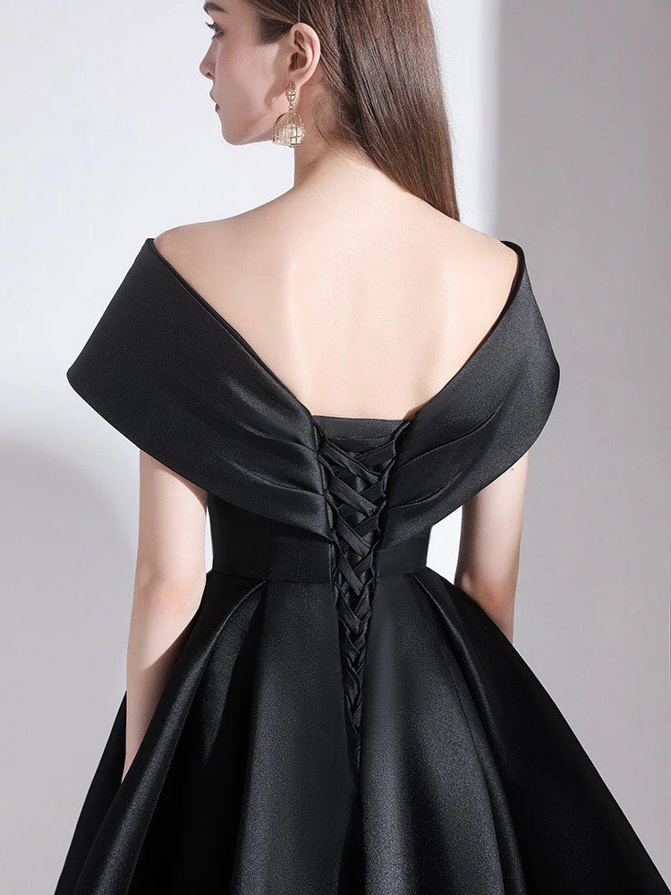 Charming Evening Dress A-Line V-Neck Knee-Length Short Sleeves Lace-up Pleated Satin Fabric Cocktail Dress Little Black Dress - Image 3