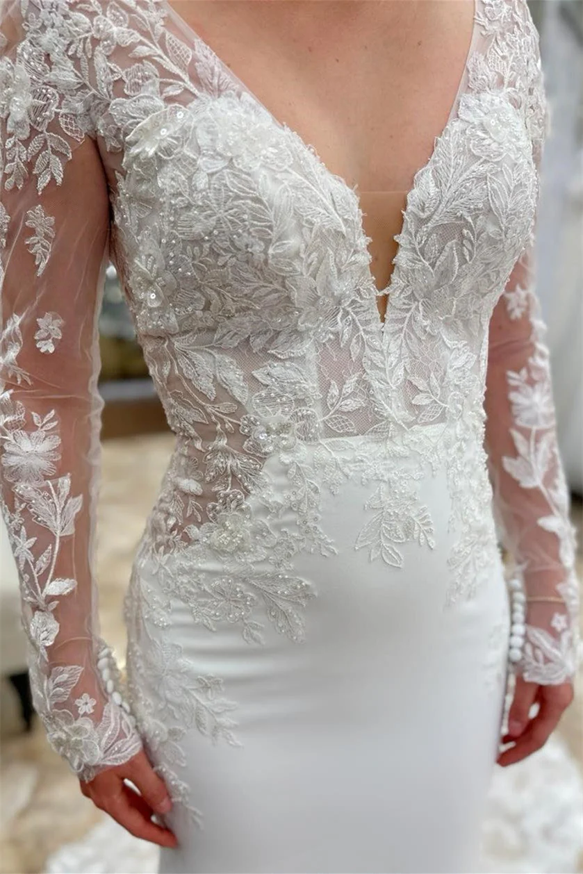 Exquisite V-Neck Mermaid Wedding Dresses Appliques Lace Long Sleeves Open Back With Buttons - Image 4