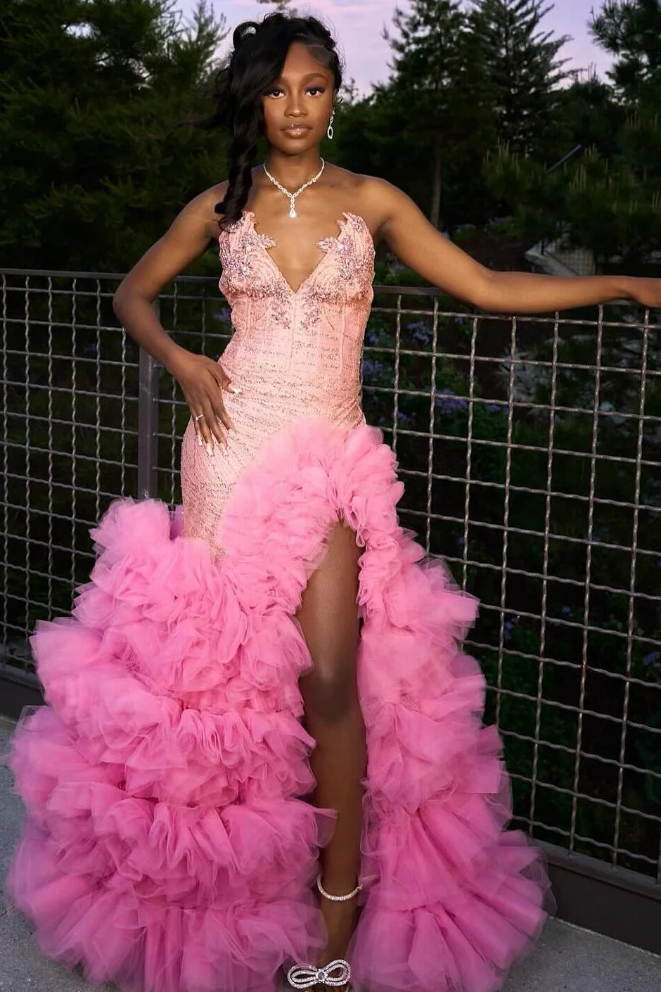 Fashion Pink Sweetheart Tiered Side Slit Appliques Prom Dress - Image 4