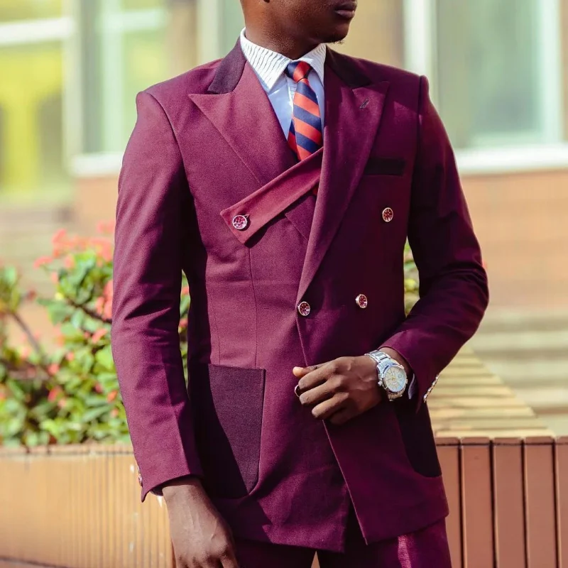 Fashion Plum Peaked Lapel Double-Breasted Prom Suit - Image 2