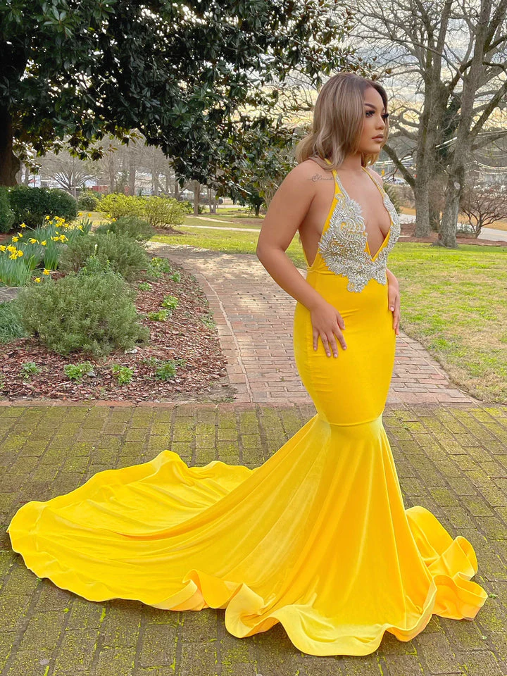 Fashion Yellow Halter Open Back Appliques Mermaid Prom Dress - Image 2