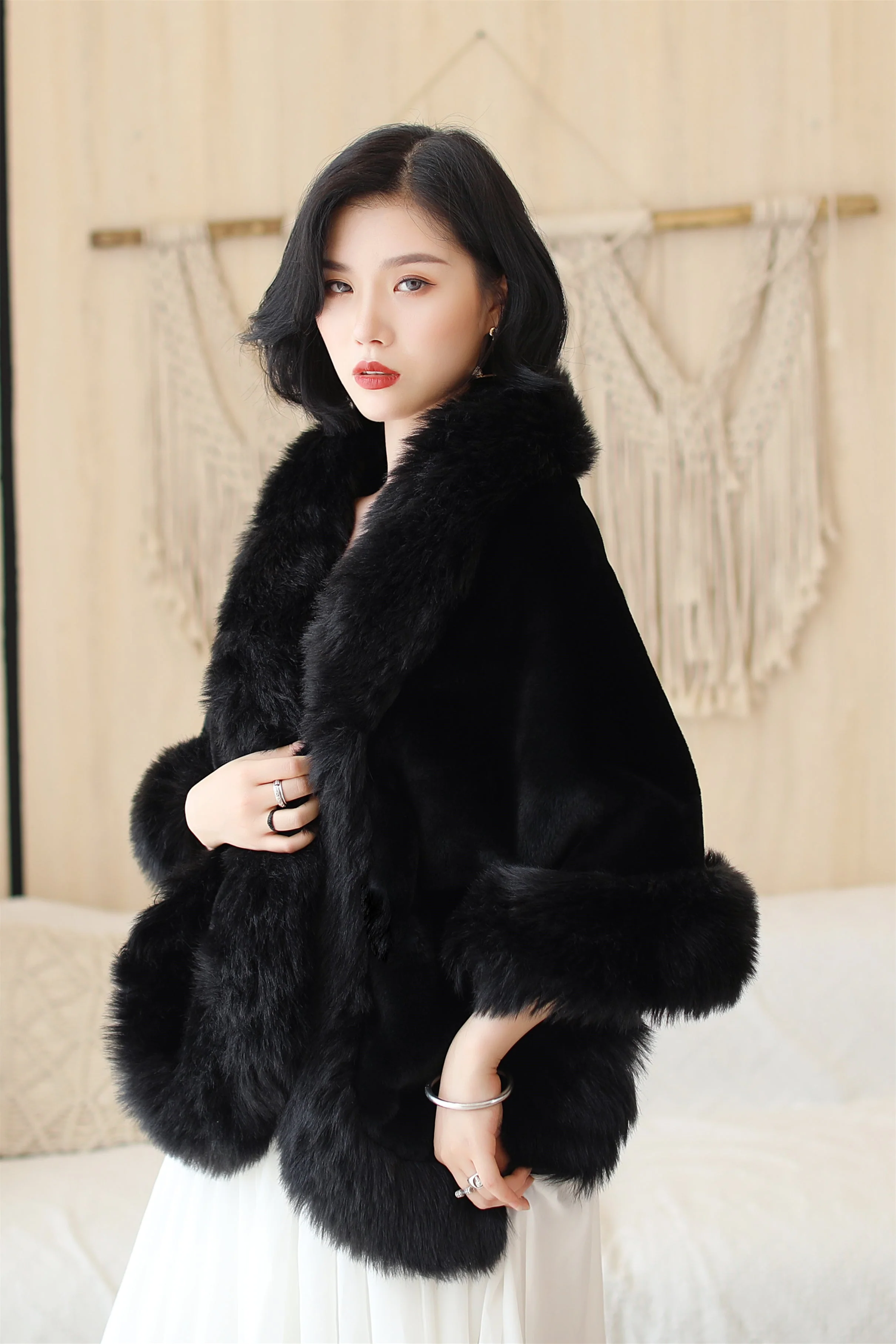 Faux Fur Rounded-Corner Wedding Gown Shawl in Black Bear and Fox Style - Image 2