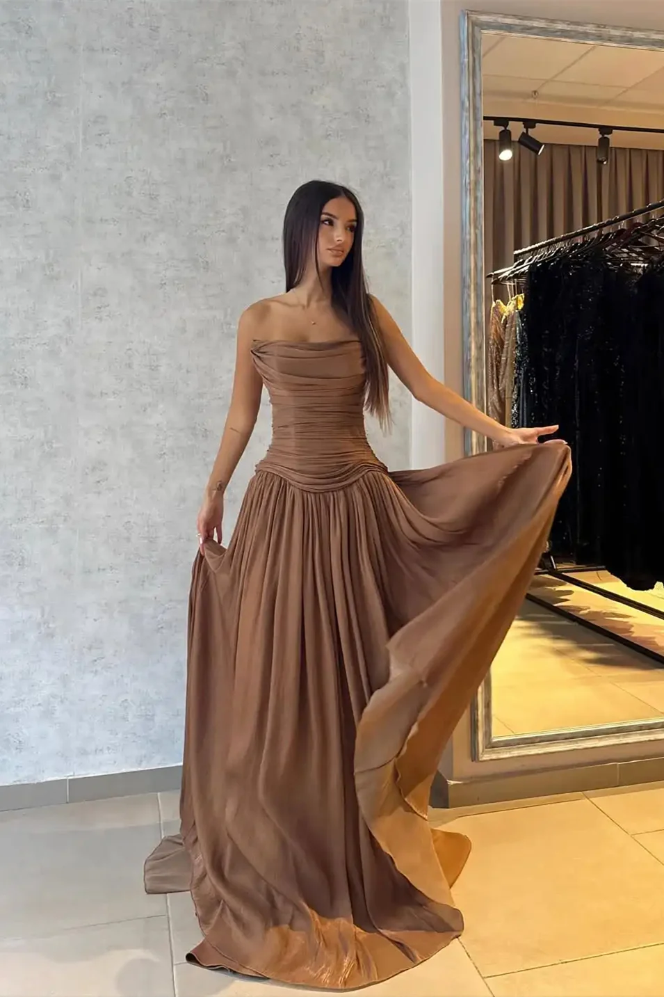 Flowing Coffee Strapless Sleeveless Chiffon Prom Dress A-Line Long With Pleats - Image 3