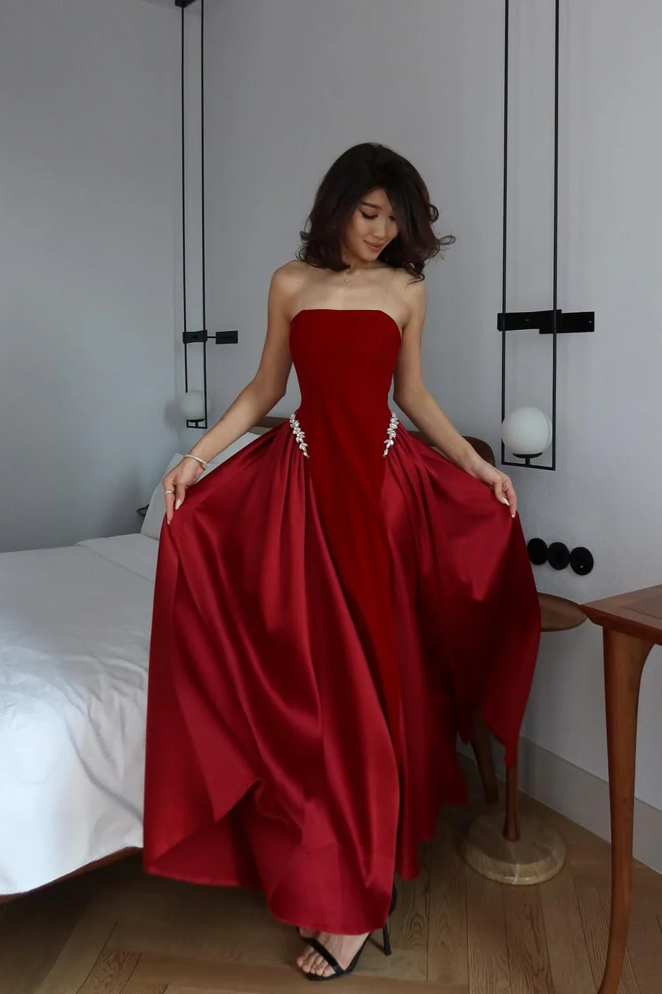 Glamorous Burgundy Spaghetti-Straps Sleeveless Satin Prom Dresses A-Line With Lace-Up Back - Image 3