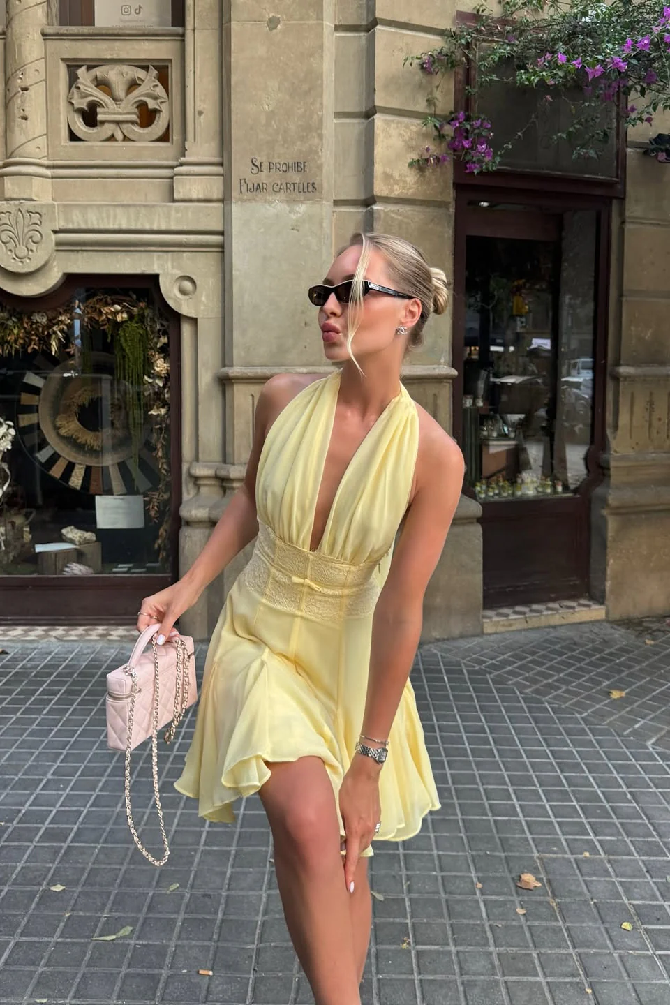 Glamorous Daffodil Halter V-Neck Chiffon Homecoming Dress Sleeveless Backless Mini A-Line With Ruffle - Image 4
