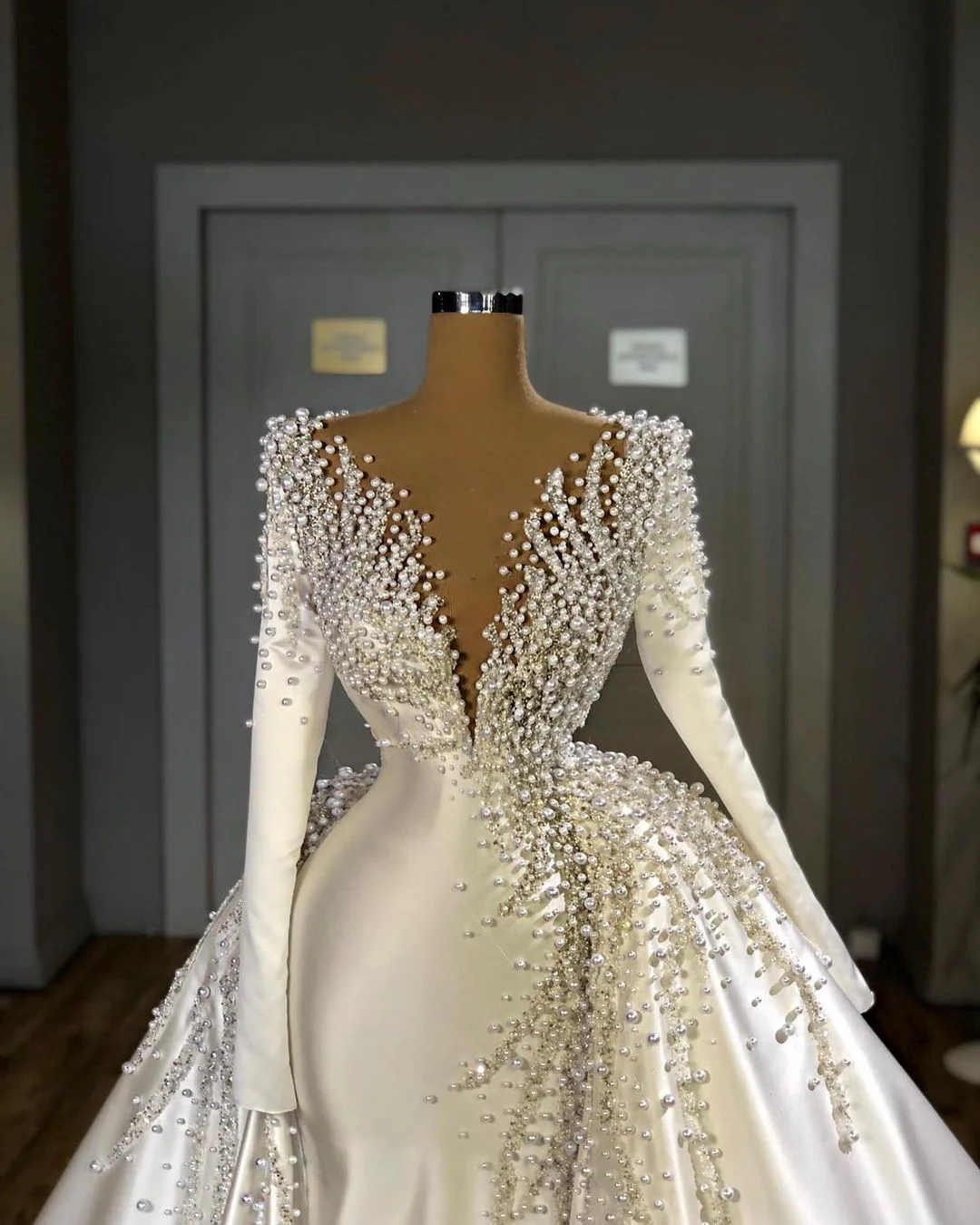 Glamorous Long Sleeve Pearls Wedding Dress V-Neck With Detachable Train Online - Image 2