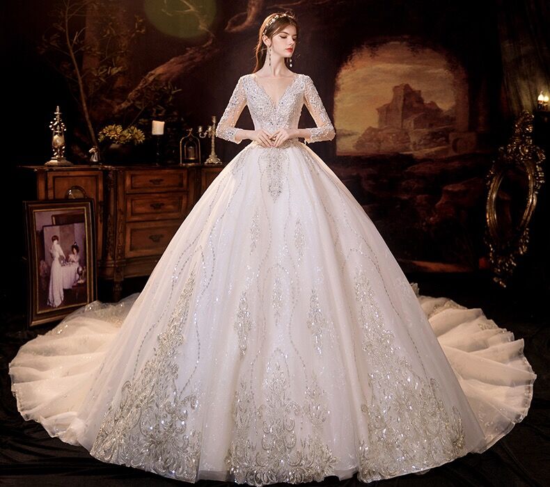 Glamorous Long Sleeves V-Neck Ball Gown Wedding Dress With Sequins Crystals - Image 4