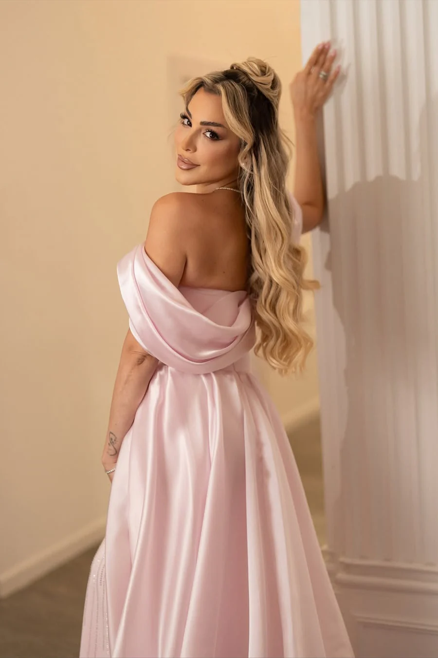 Glamorous Pink Off-The-Shoulder Mermaid Prom Dresses Sheath Gem With Zipper - Image 3