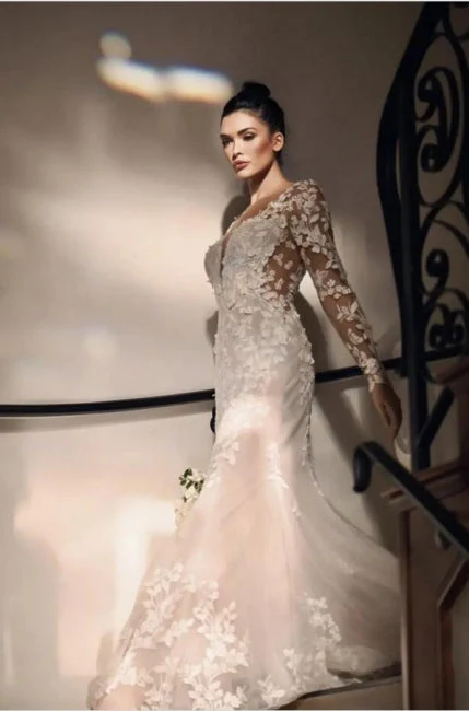 Elegant Long Mermaid Lace Wedding Dresses With Long Sleeves - Image 4