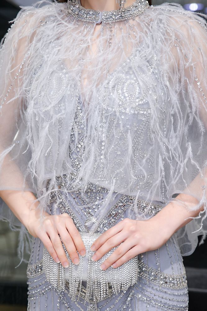 Gorgeous Silver Feather Cape Mermaid Sparkle Prom Party Gowns - Image 9