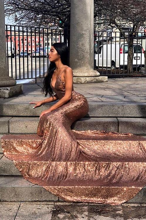 Gorgeous Spaghetti-Straps Sequins Mermaid Prom Party Gowns - Image 2