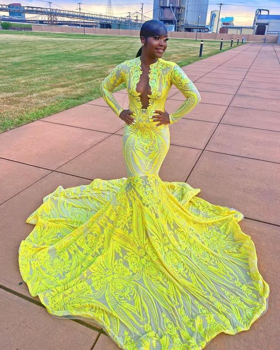 Amazing Yellow V-Neck Long Sleeve Long Appliques Mermaid Prom Dress - Image 2