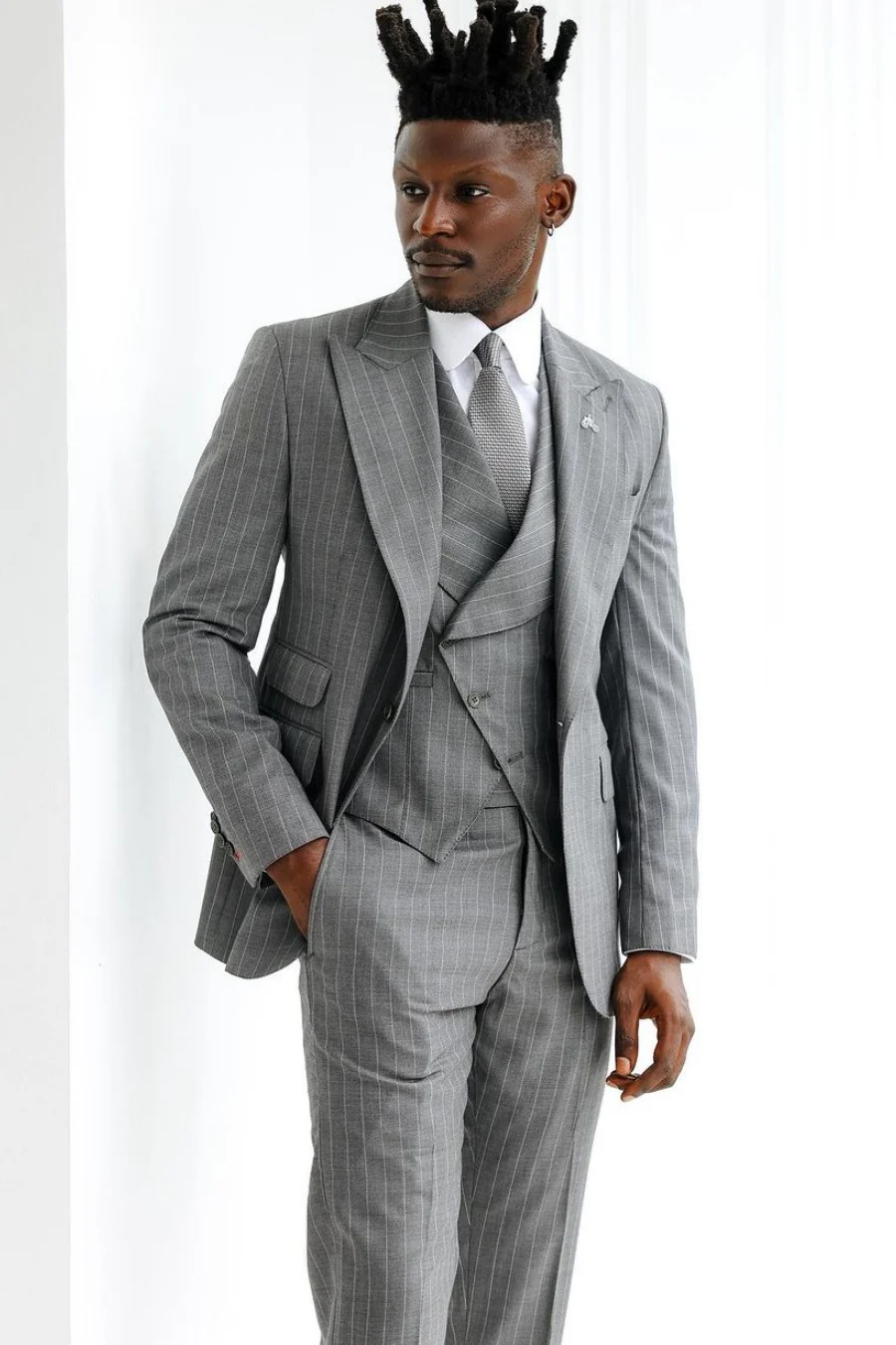 Gray Striped Peaked Lapel 3-Piece Prom Suit - Image 2