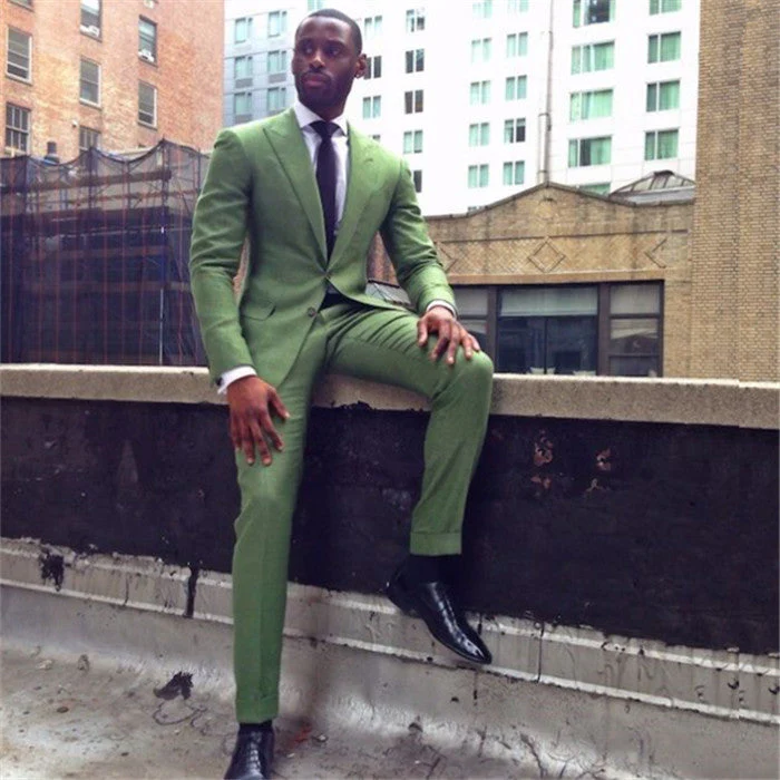 Green Slim Fit Bespoke Men Suit Peaked Lapel Two Pieces Prom Outfits - Image 2