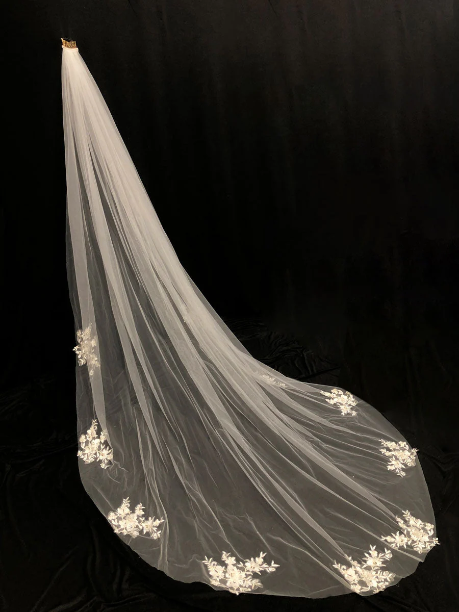 Ivory One-Tier Lace Tulle Finished Edge Waterfall Wedding Veils - Image 6