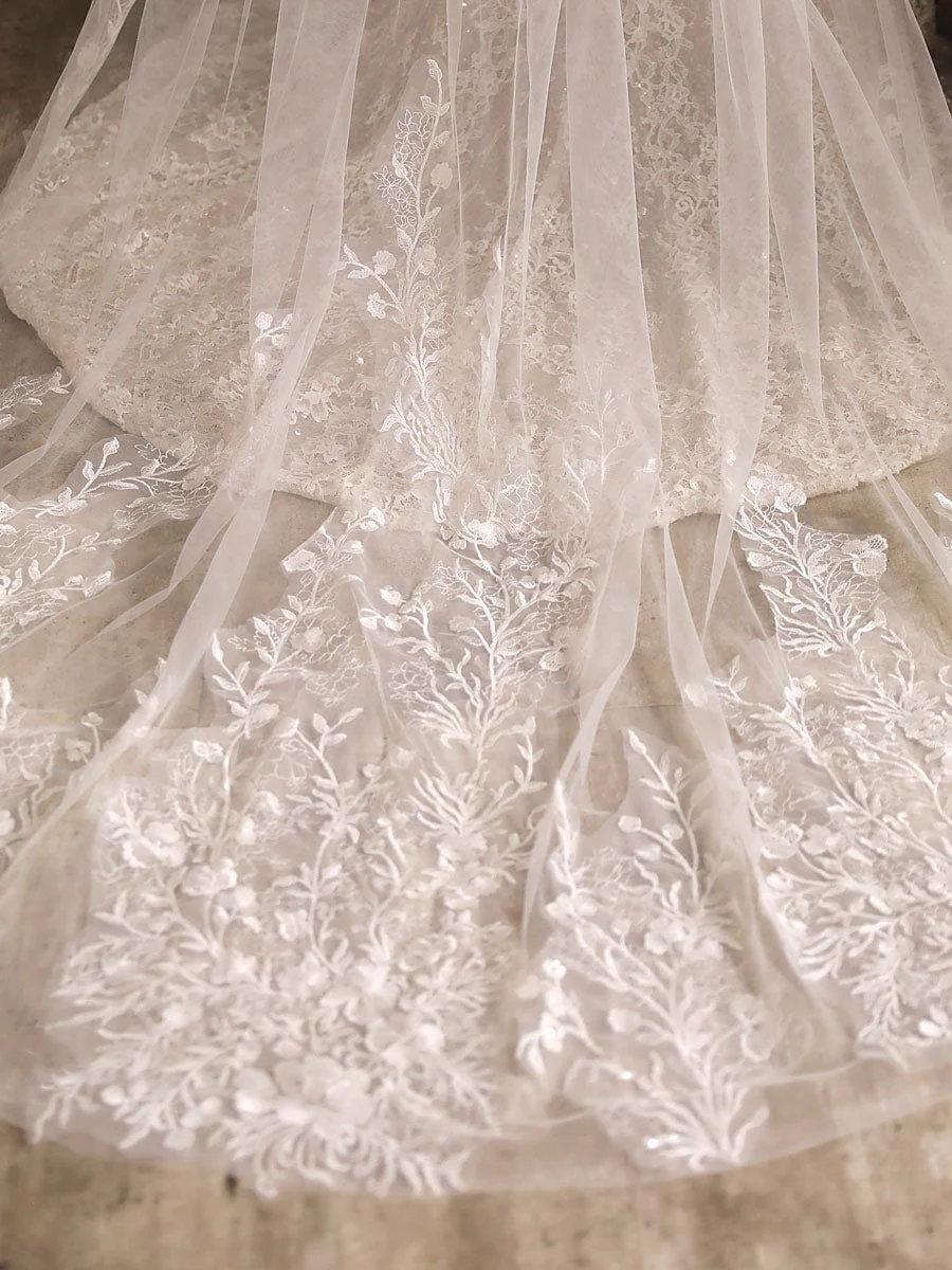 Ivory One-Tier Tulle Lace Applique Edge Waterfall Long Wedding Veil - Image 4